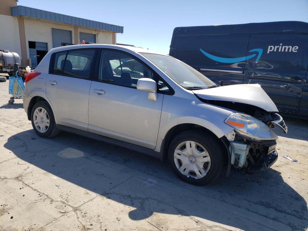 Photo 3 VIN: 3N1BC1CP5BL427732 - NISSAN VERSA 