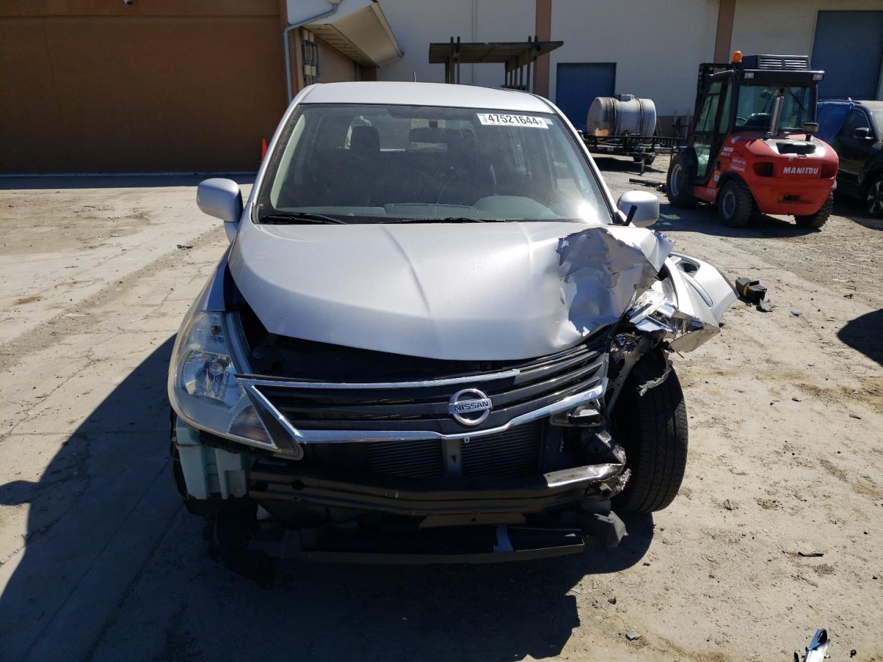 Photo 4 VIN: 3N1BC1CP5BL427732 - NISSAN VERSA 