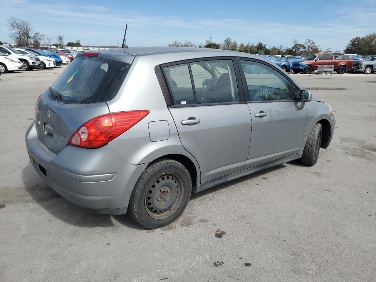 Photo 2 VIN: 3N1BC1CP5BL488241 - NISSAN VERSA 