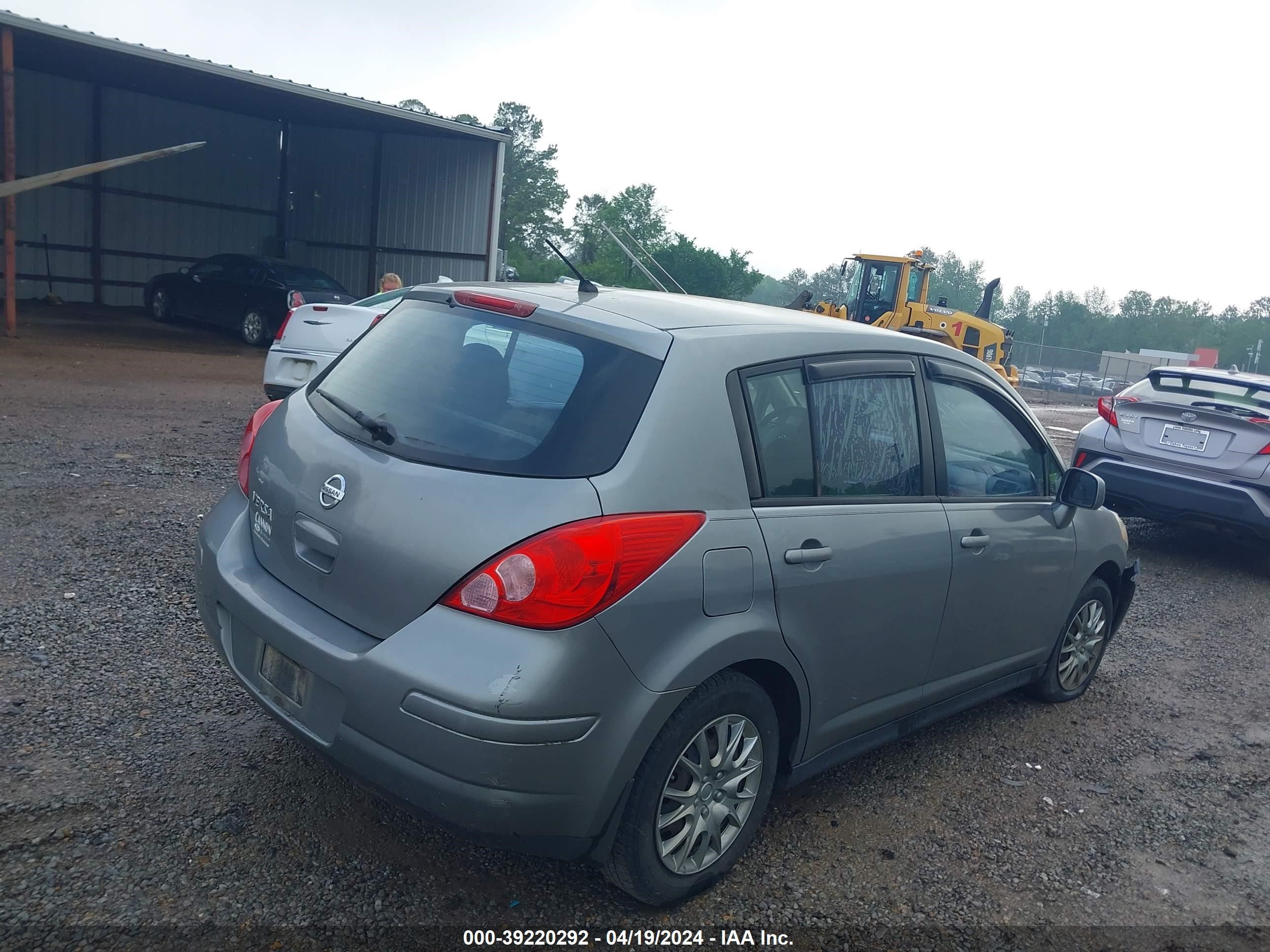 Photo 3 VIN: 3N1BC1CP5BL500582 - NISSAN VERSA 