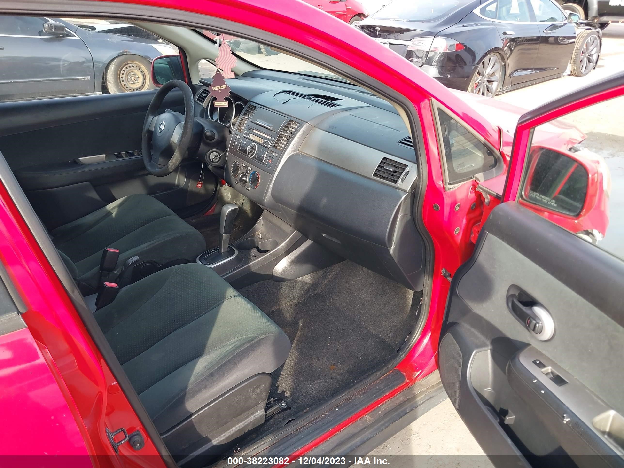 Photo 4 VIN: 3N1BC1CP5CK254849 - NISSAN VERSA 