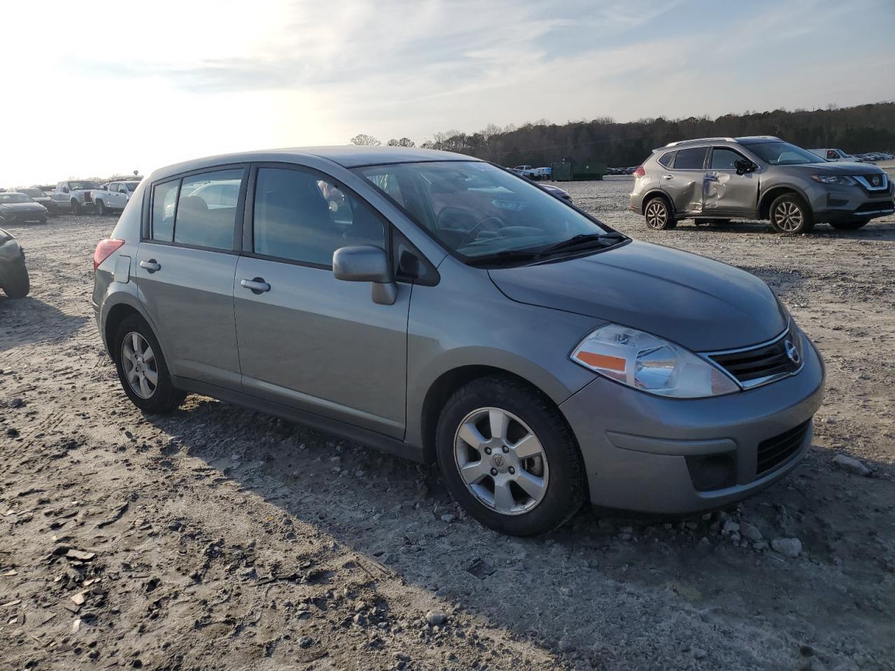 Photo 3 VIN: 3N1BC1CP5CK282571 - NISSAN VERSA 