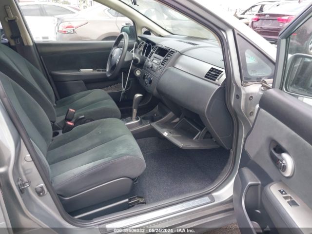 Photo 4 VIN: 3N1BC1CP5CK809900 - NISSAN VERSA 