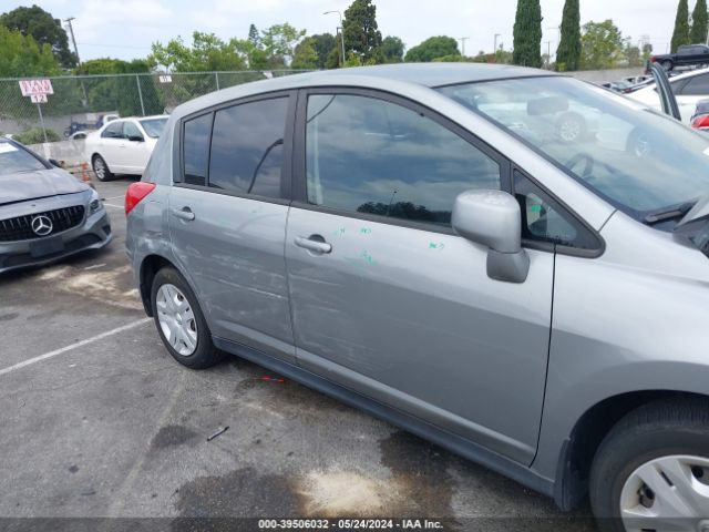 Photo 5 VIN: 3N1BC1CP5CK809900 - NISSAN VERSA 