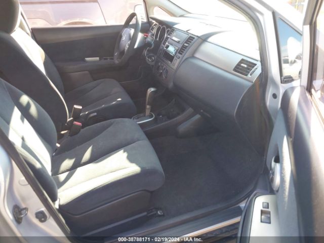 Photo 4 VIN: 3N1BC1CP6AL400912 - NISSAN VERSA 