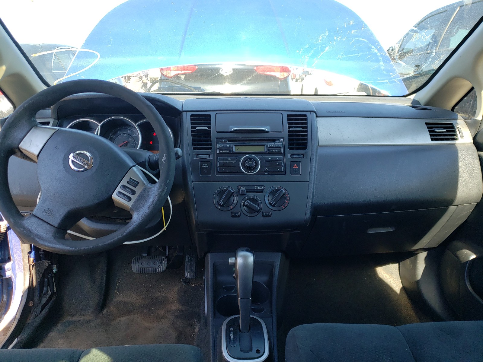 Photo 8 VIN: 3N1BC1CP6AL422330 - NISSAN VERSA S 