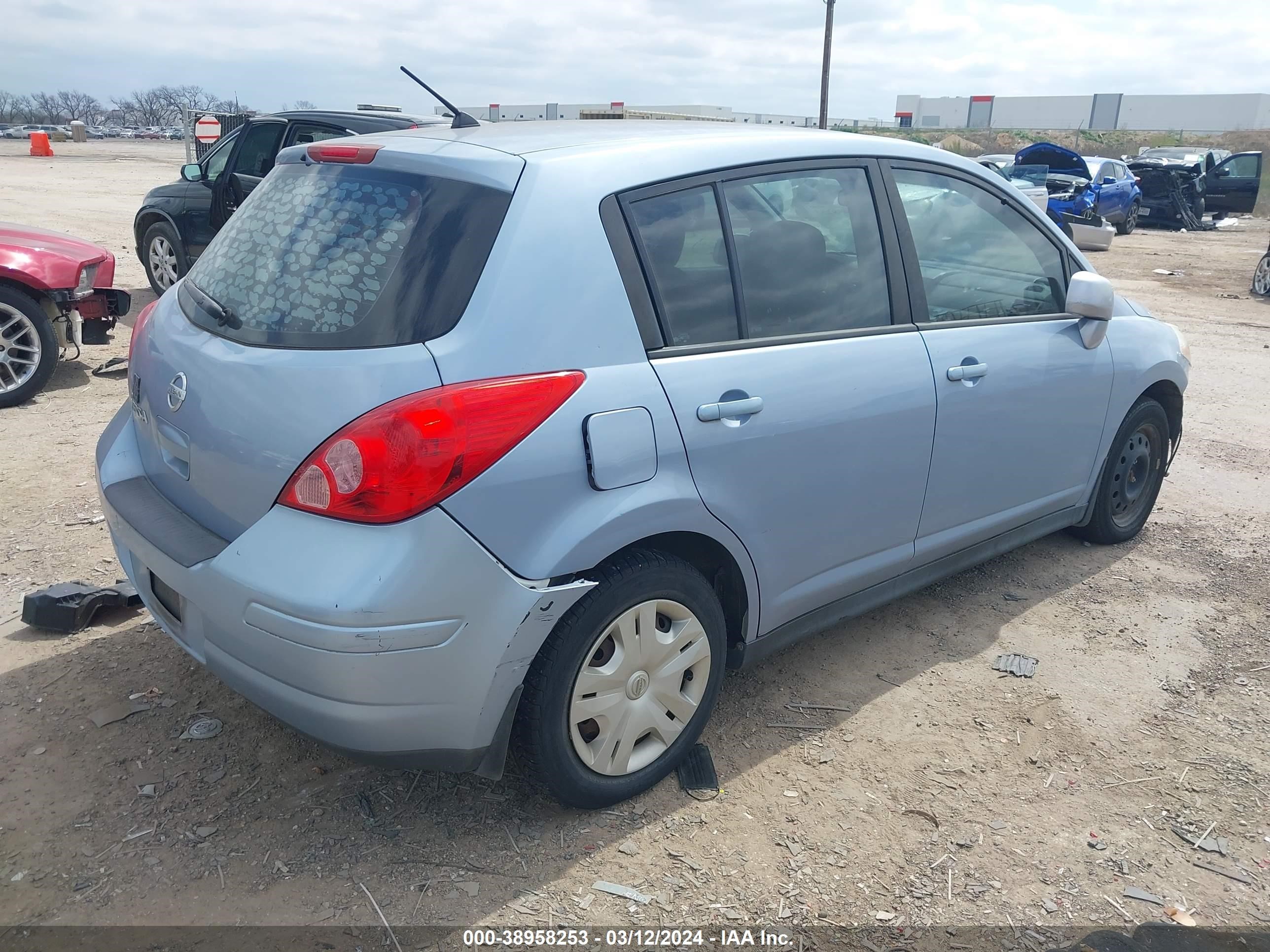 Photo 3 VIN: 3N1BC1CP6AL452444 - NISSAN VERSA 