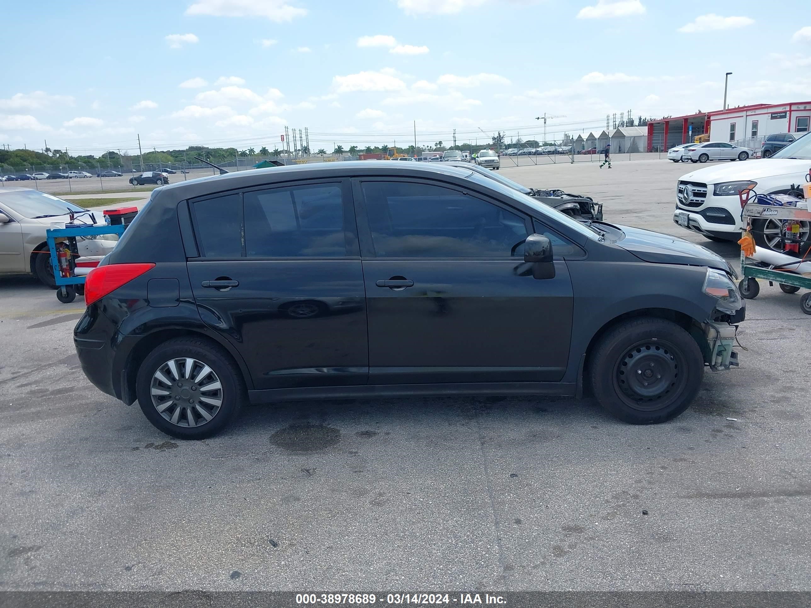 Photo 12 VIN: 3N1BC1CP6BL407439 - NISSAN VERSA 