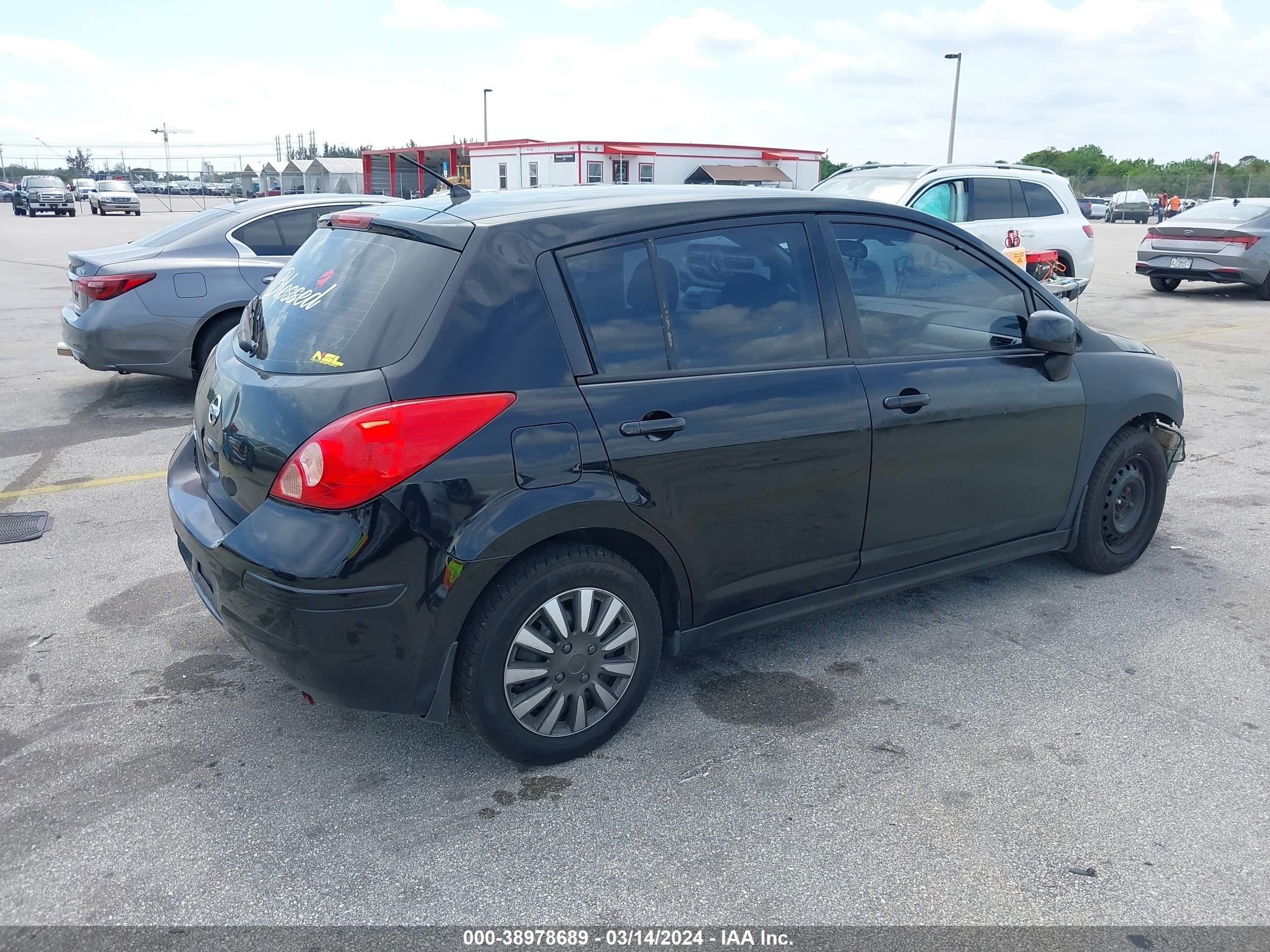 Photo 3 VIN: 3N1BC1CP6BL407439 - NISSAN VERSA 