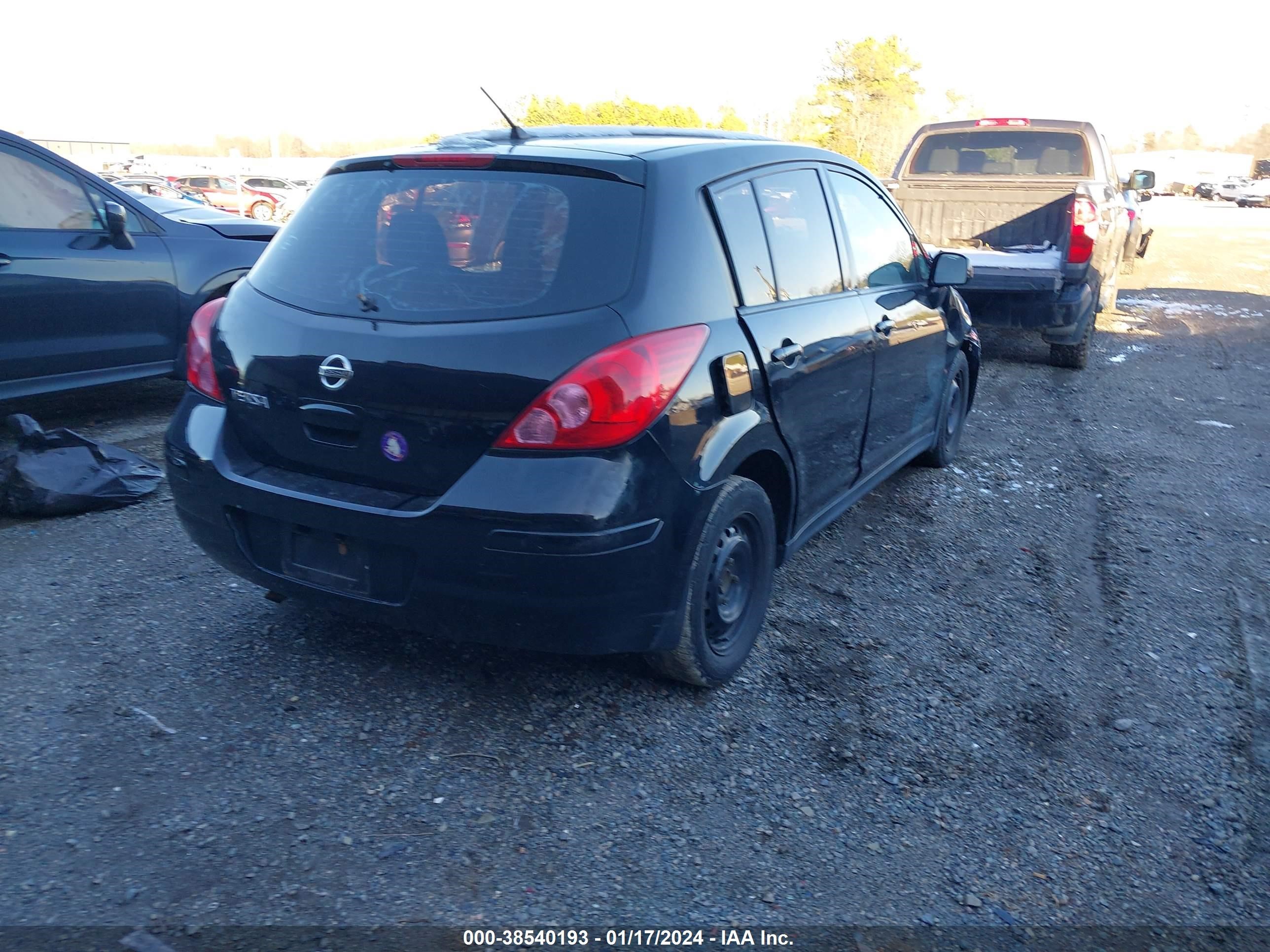 Photo 3 VIN: 3N1BC1CP6CK814409 - NISSAN VERSA 