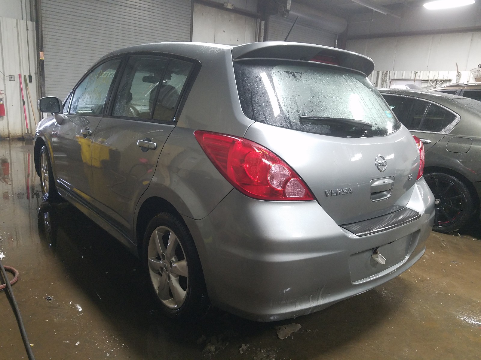 Photo 2 VIN: 3N1BC1CP7AL369931 - NISSAN VERSA S 