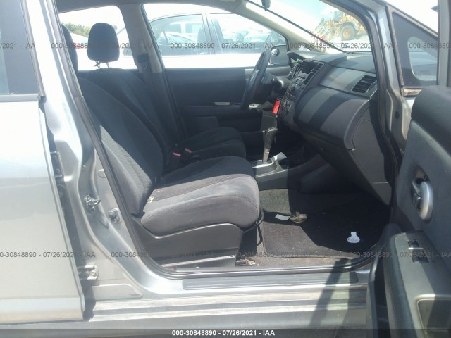 Photo 4 VIN: 3N1BC1CP7AL373770 - NISSAN VERSA 