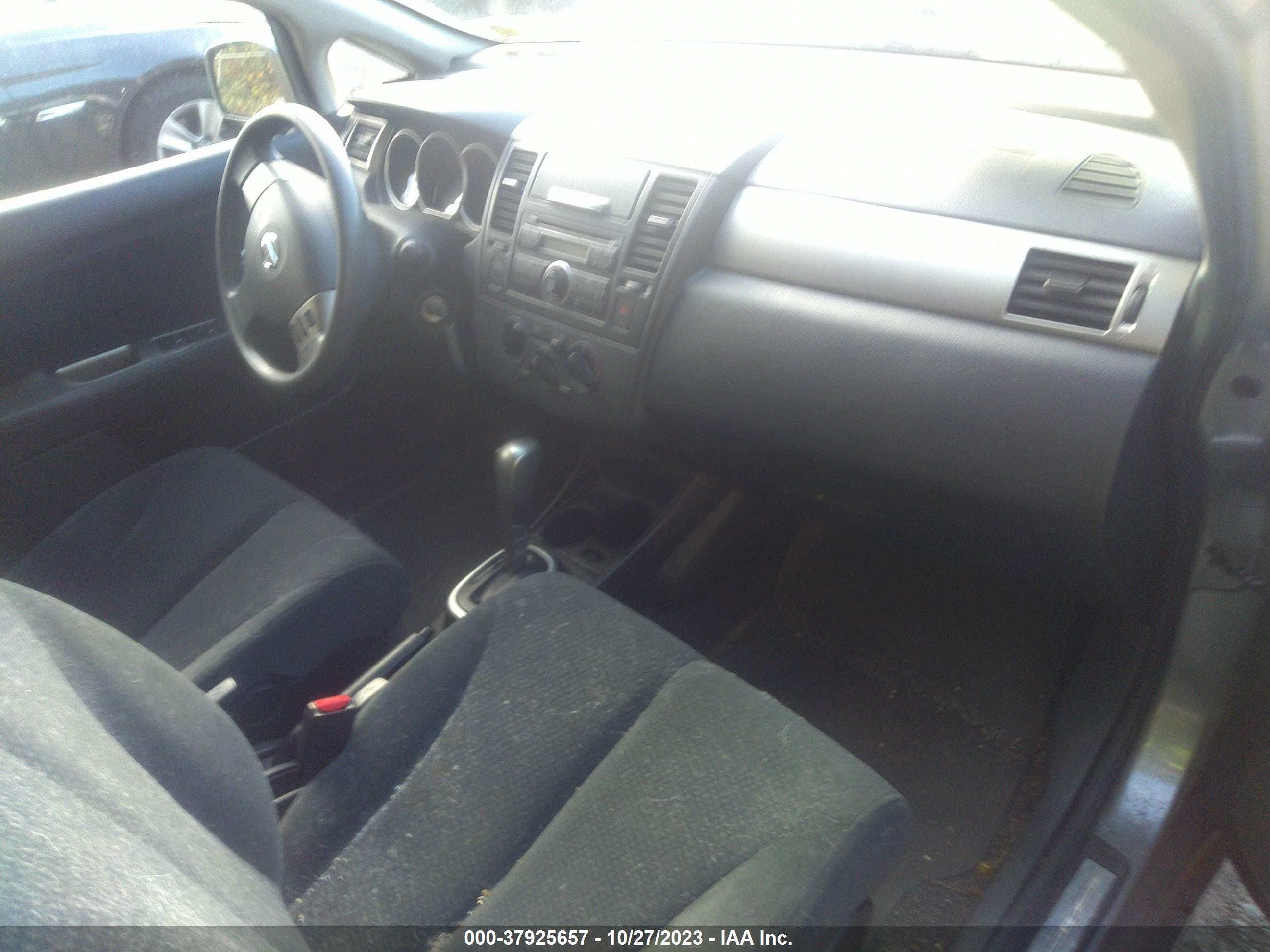 Photo 4 VIN: 3N1BC1CP7AL420246 - NISSAN VERSA 