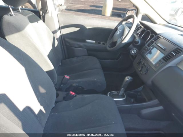 Photo 4 VIN: 3N1BC1CP7AL461735 - NISSAN VERSA 