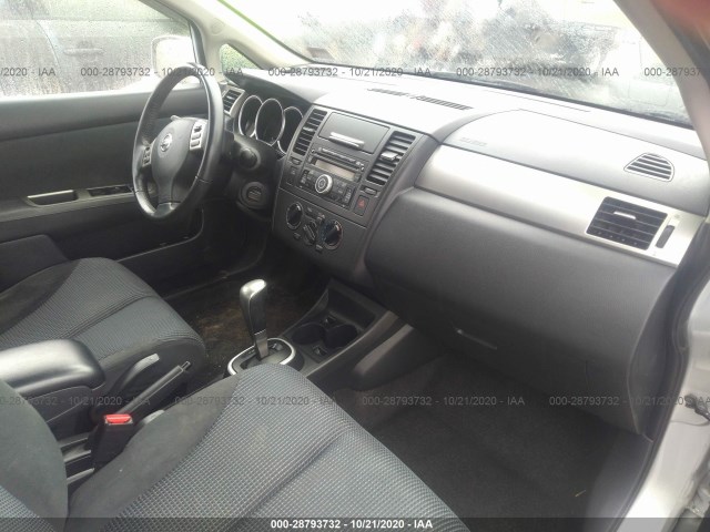 Photo 4 VIN: 3N1BC1CP7BL399738 - NISSAN VERSA 