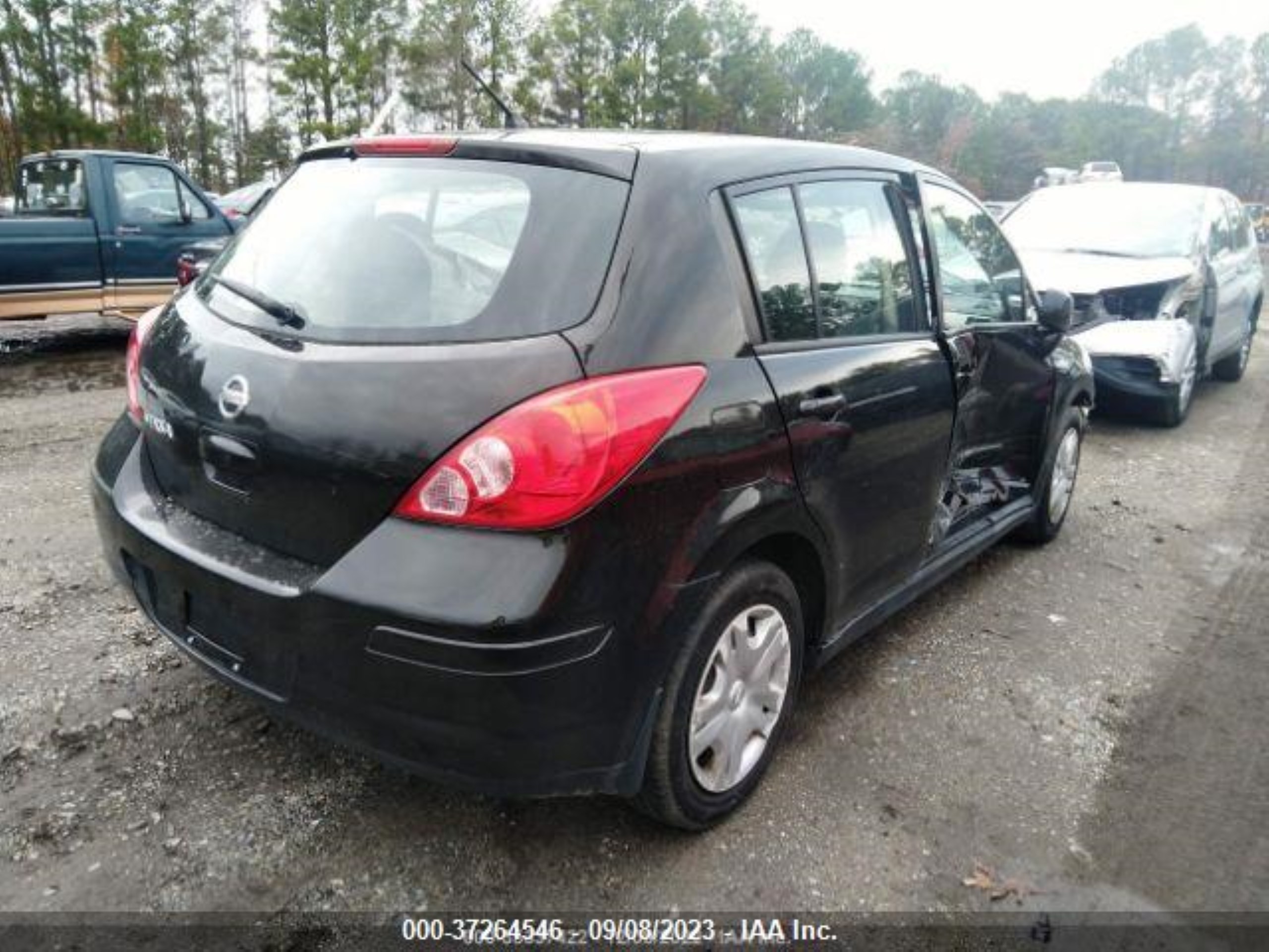 Photo 3 VIN: 3N1BC1CP7BL410771 - NISSAN VERSA 