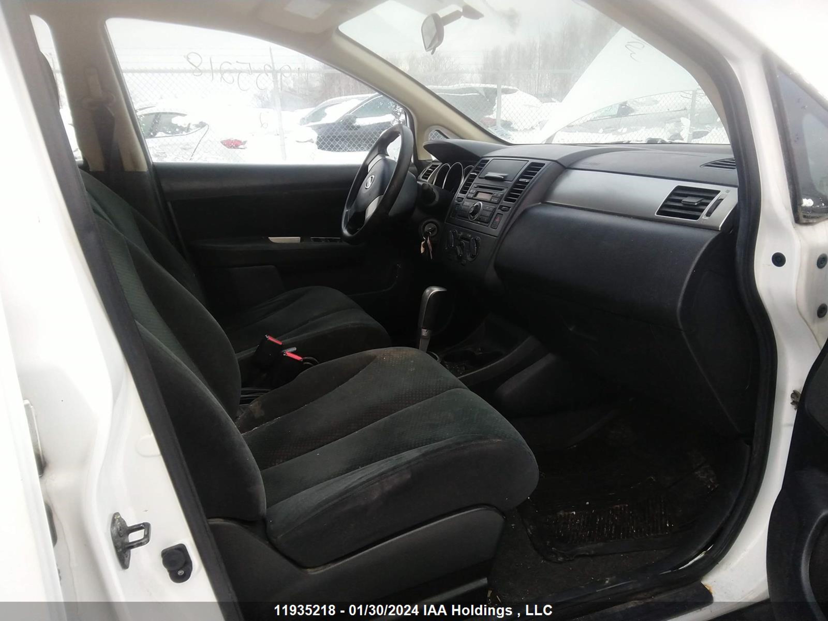 Photo 4 VIN: 3N1BC1CP7CK802964 - NISSAN VERSA 