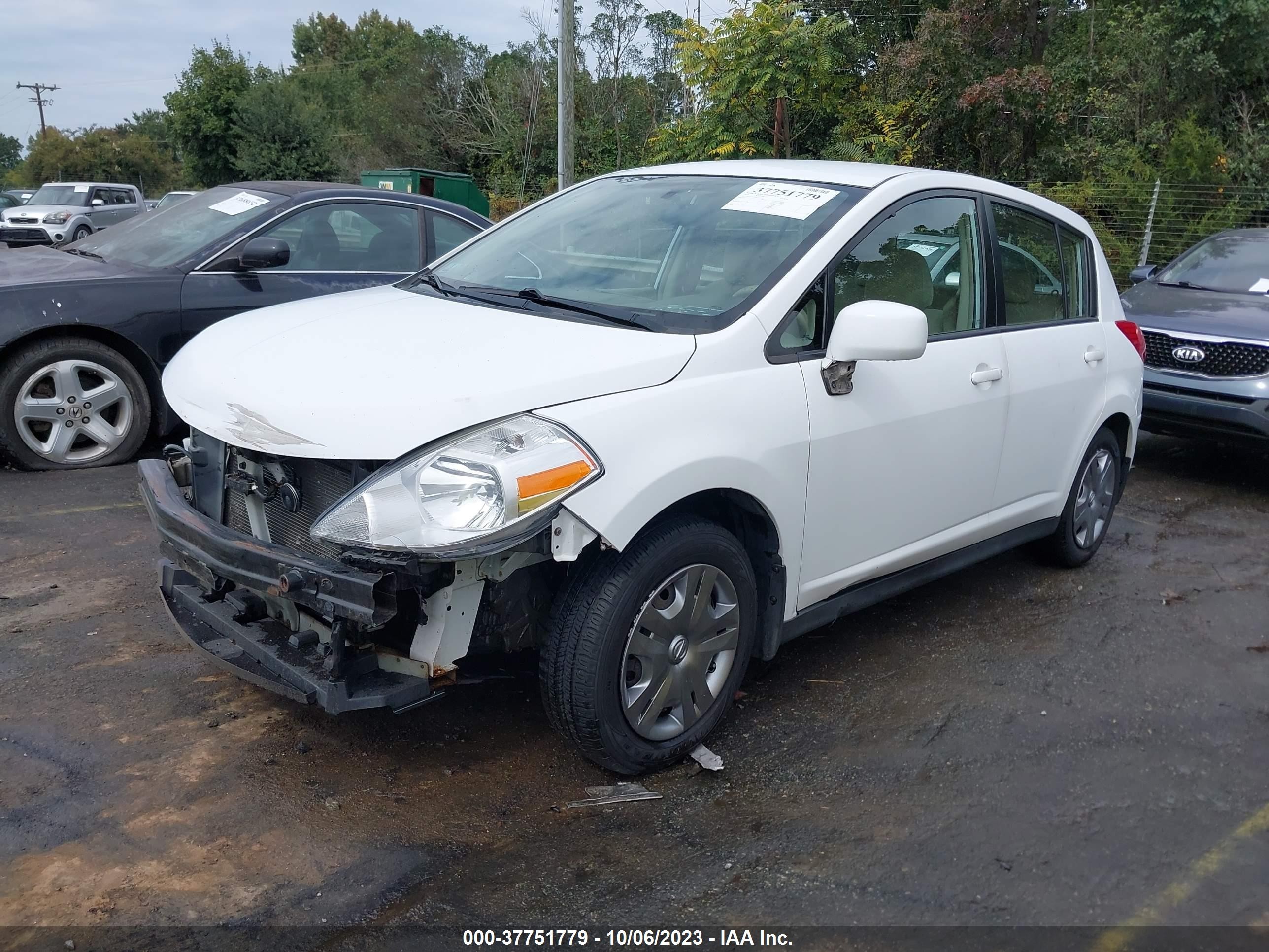 Photo 1 VIN: 3N1BC1CP8AL421339 - NISSAN VERSA 