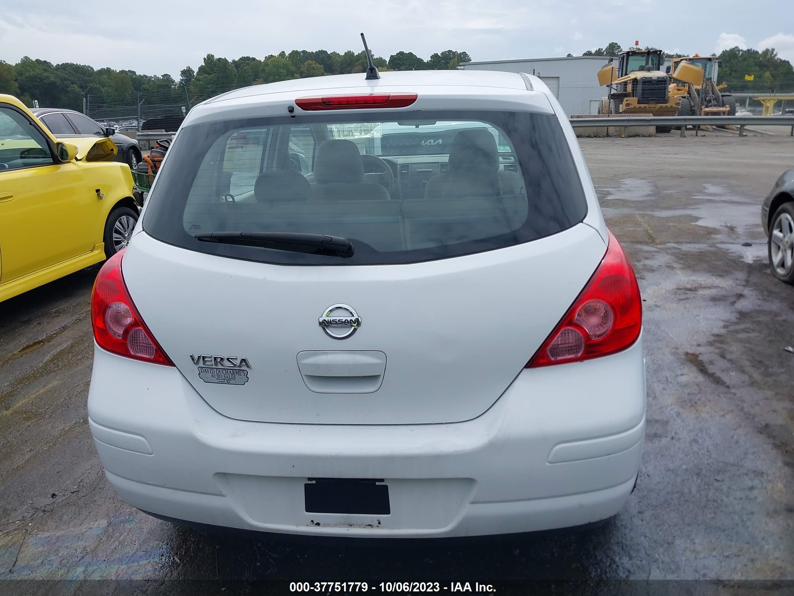 Photo 15 VIN: 3N1BC1CP8AL421339 - NISSAN VERSA 