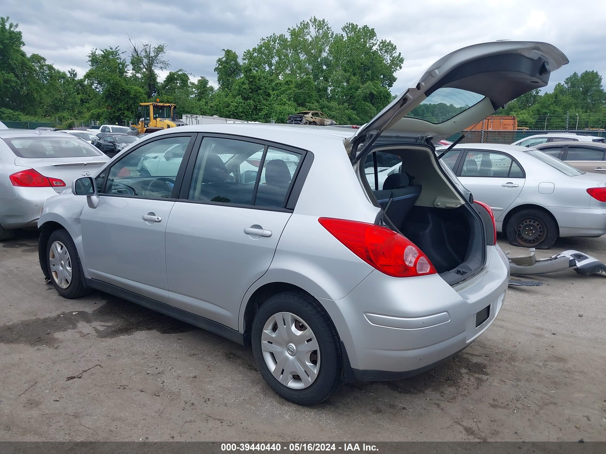 Photo 2 VIN: 3N1BC1CP8AL447259 - NISSAN VERSA 