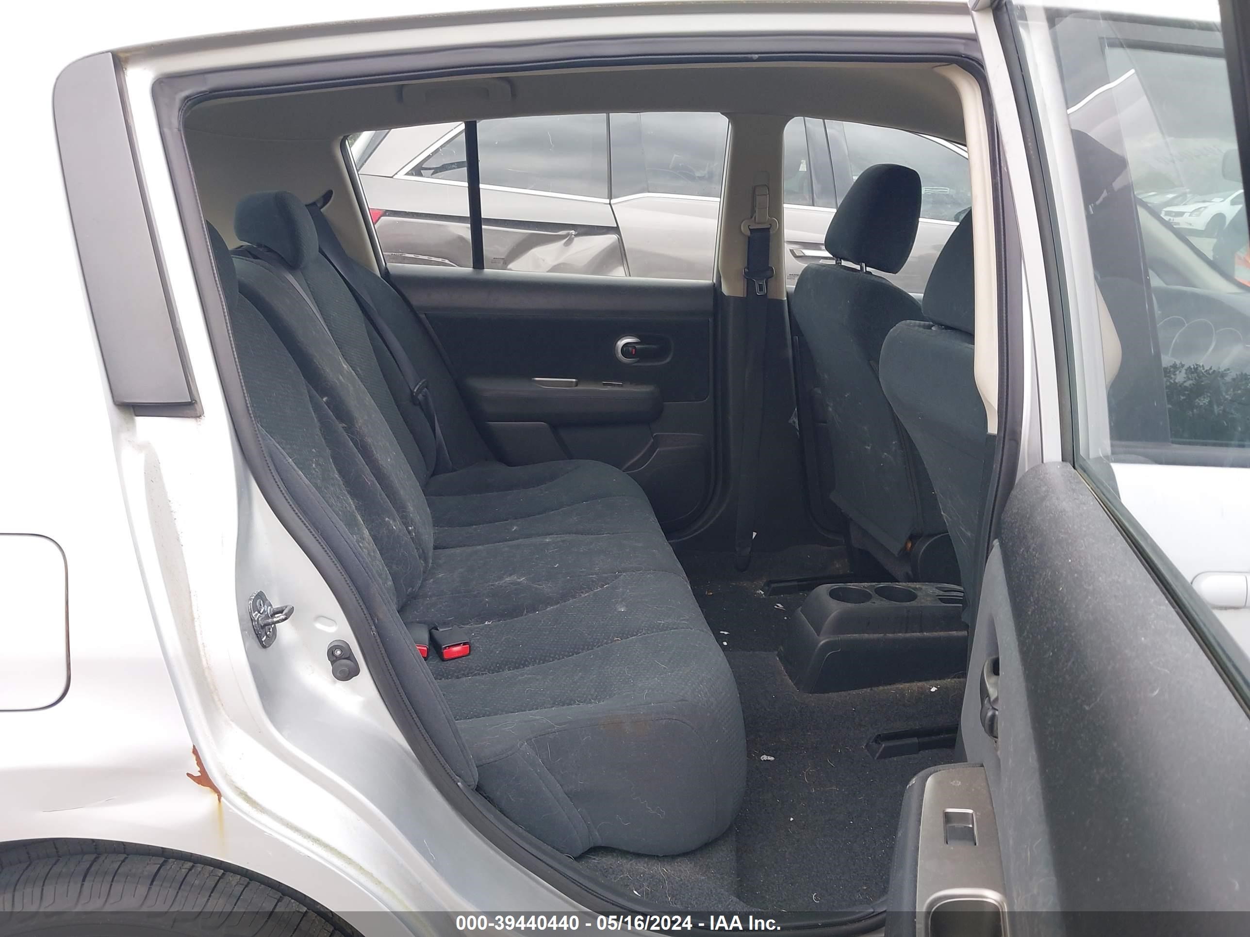 Photo 7 VIN: 3N1BC1CP8AL447259 - NISSAN VERSA 