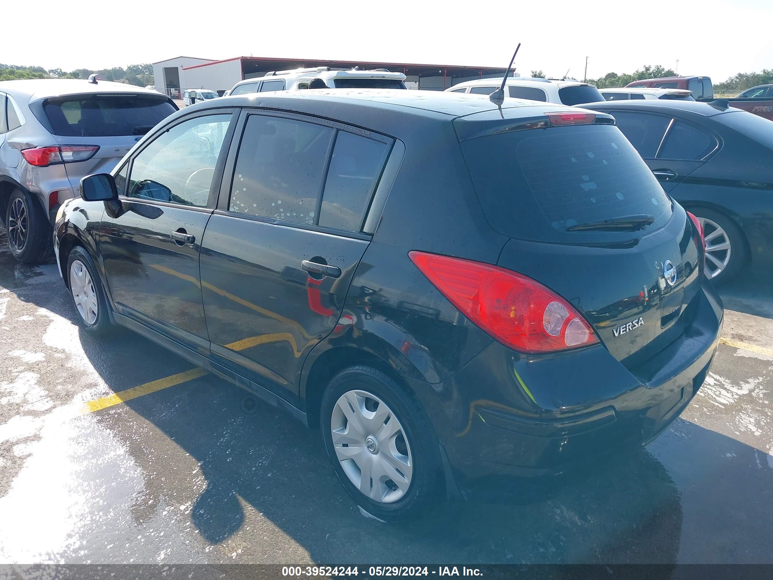 Photo 2 VIN: 3N1BC1CP8BL416482 - NISSAN VERSA 