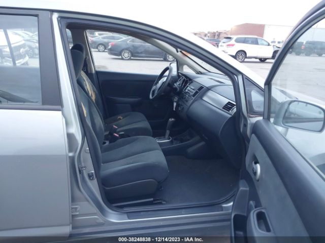 Photo 4 VIN: 3N1BC1CP8BL448283 - NISSAN VERSA 