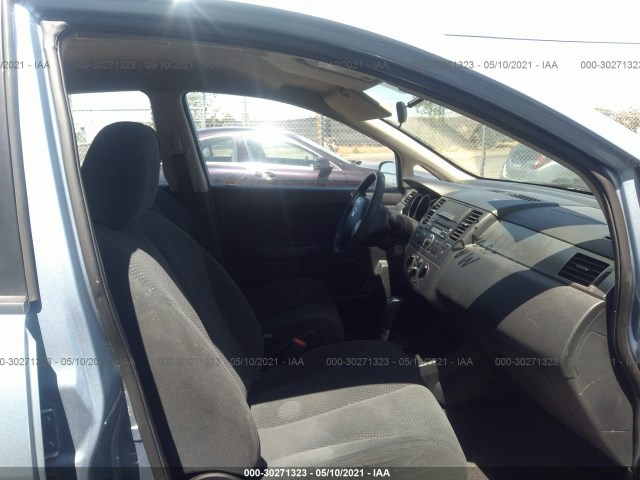 Photo 4 VIN: 3N1BC1CP8BL467383 - NISSAN VERSA 