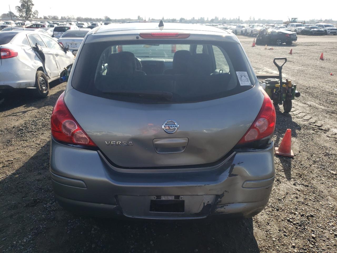 Photo 5 VIN: 3N1BC1CP8CK217522 - NISSAN VERSA 