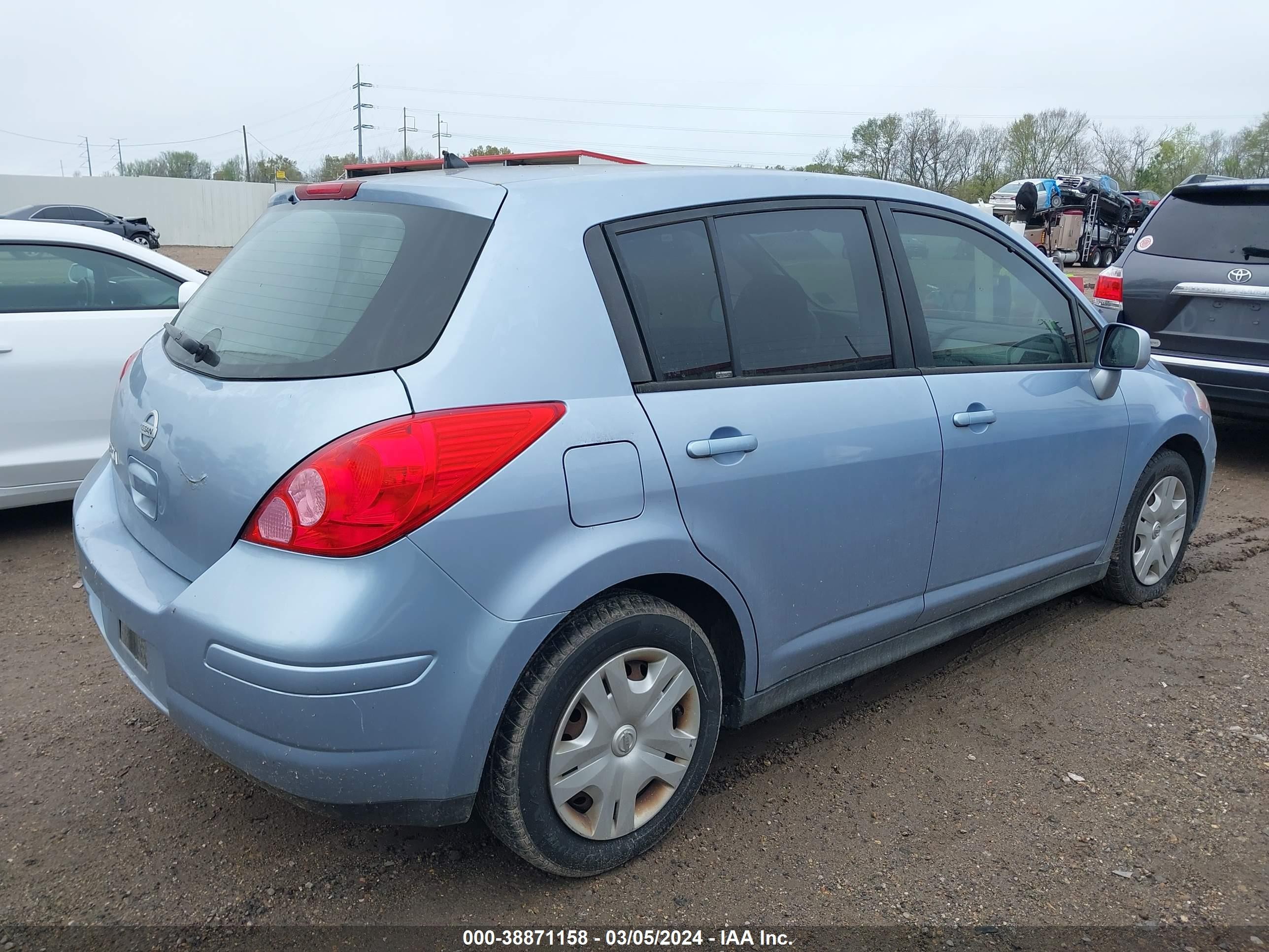 Photo 3 VIN: 3N1BC1CP9AL466046 - NISSAN VERSA 