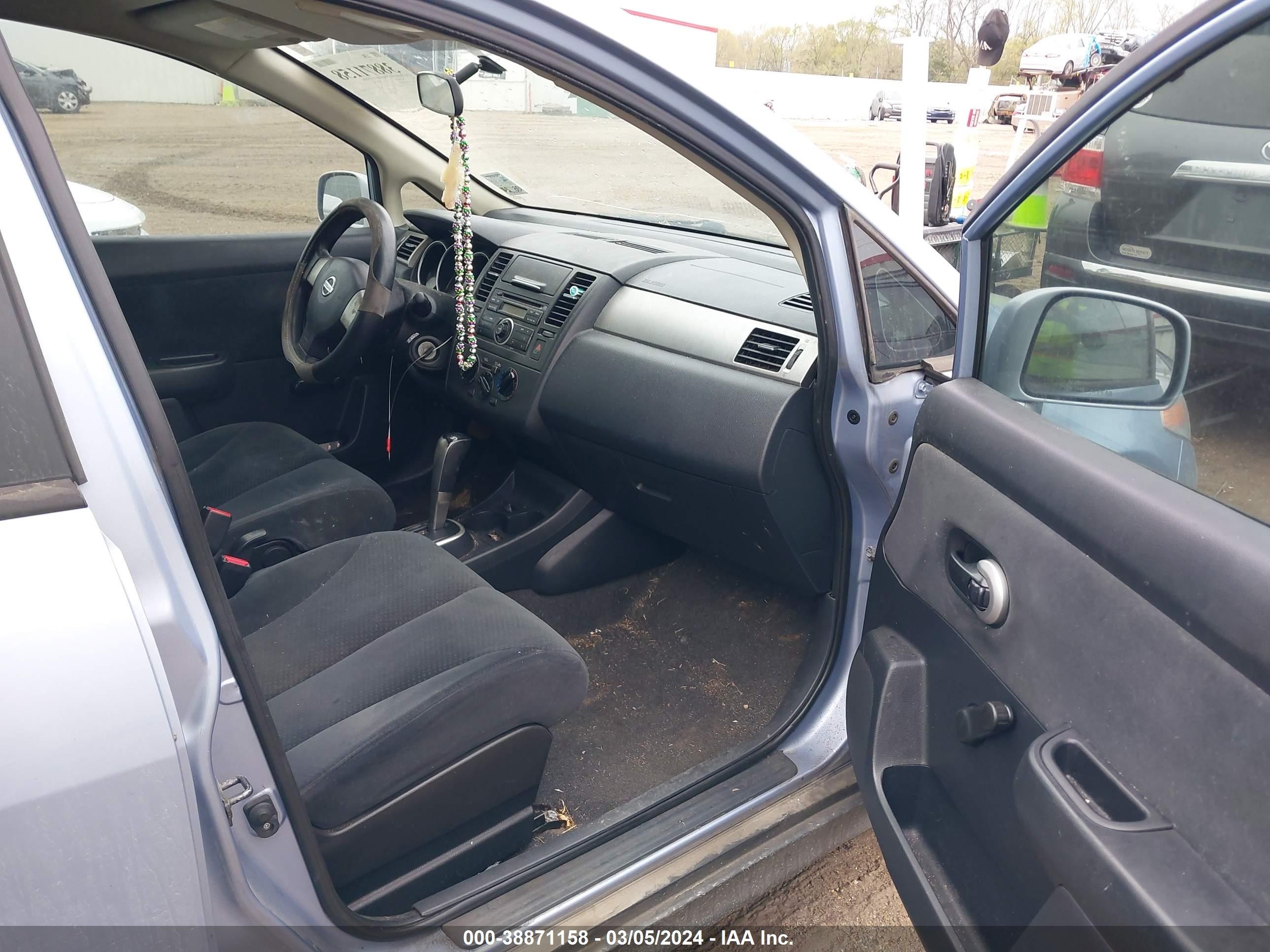 Photo 4 VIN: 3N1BC1CP9AL466046 - NISSAN VERSA 