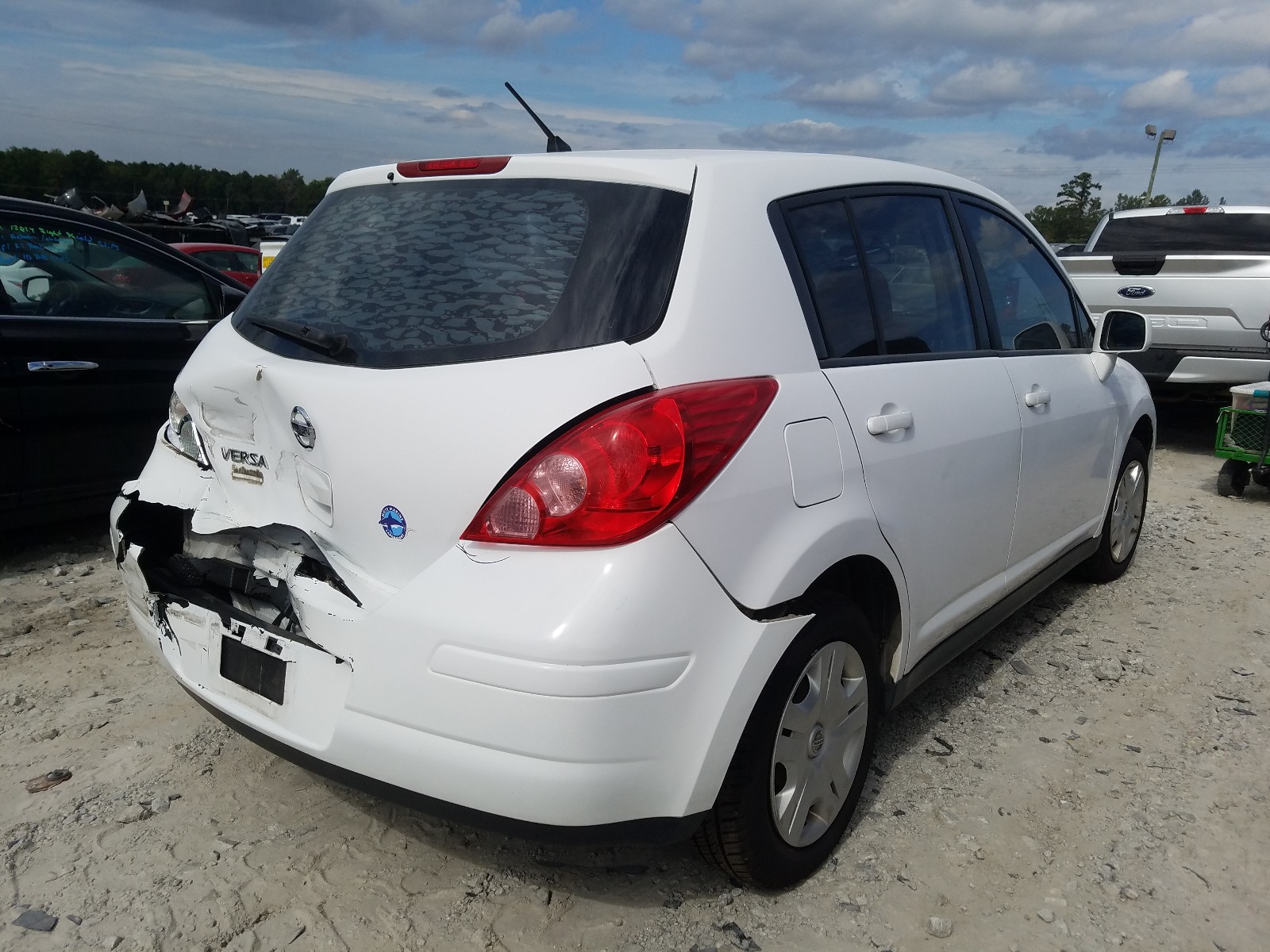 Photo 3 VIN: 3N1BC1CP9BL359967 - NISSAN VERSA S 