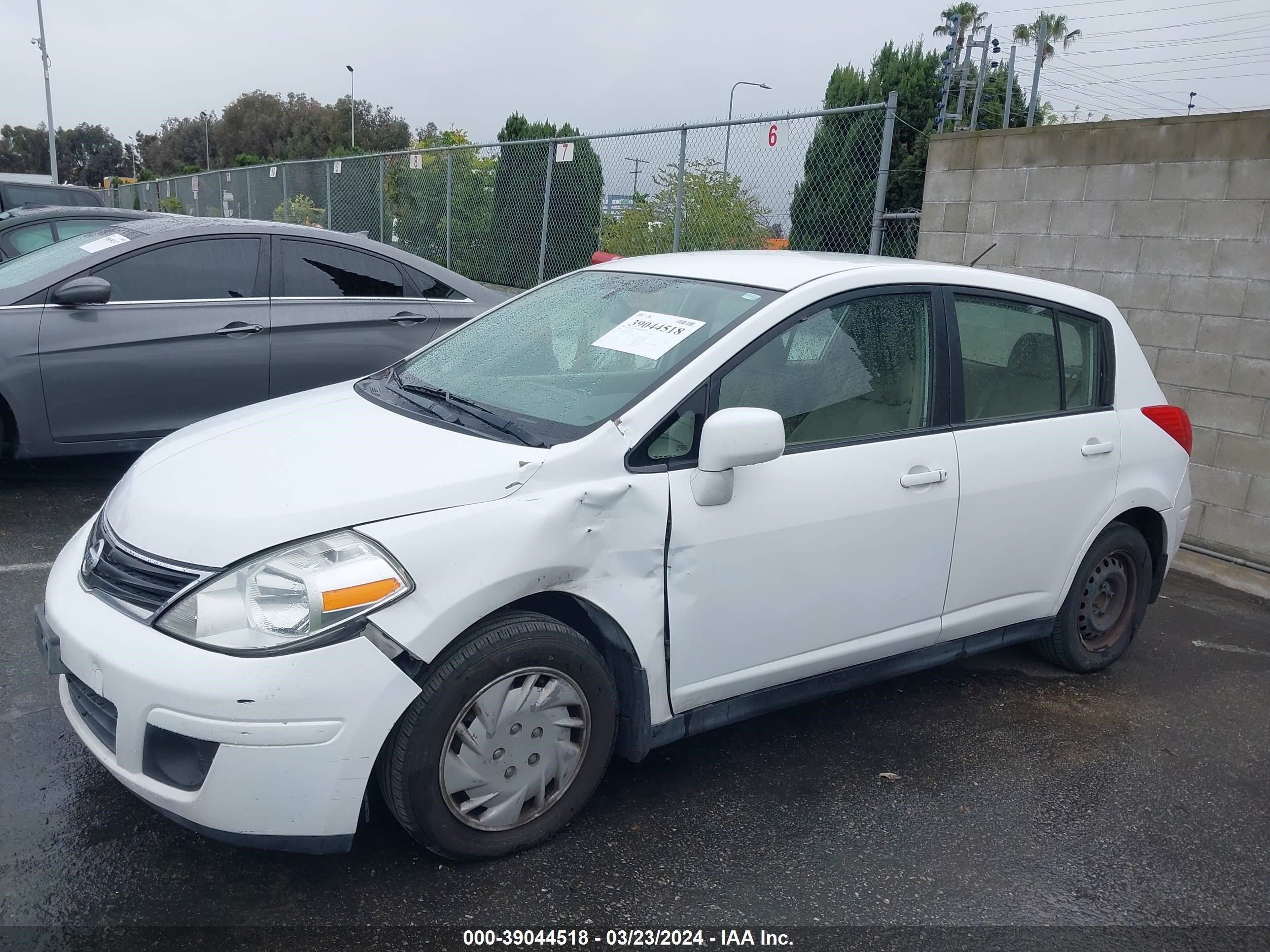 Photo 13 VIN: 3N1BC1CP9CK249072 - NISSAN VERSA 