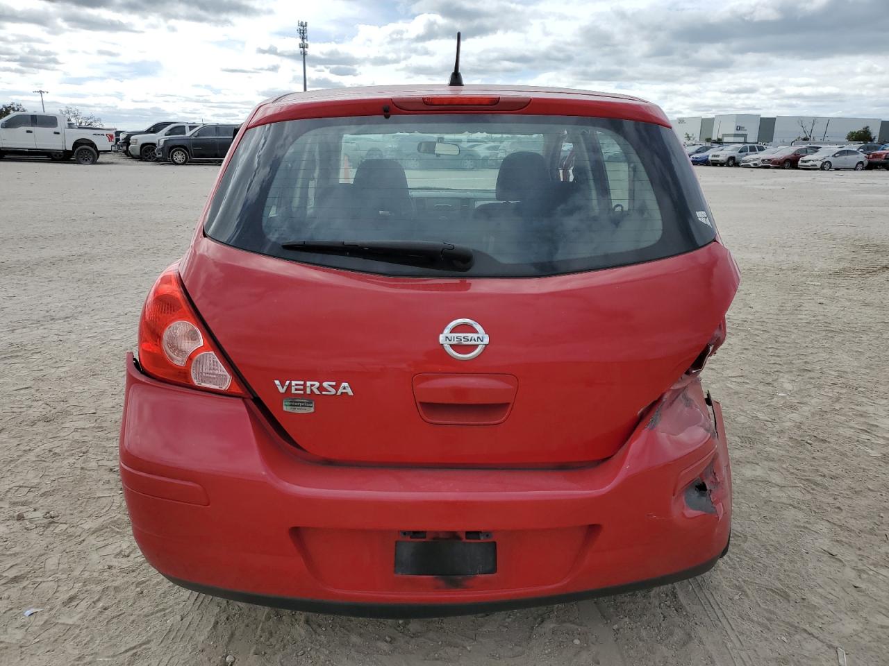 Photo 5 VIN: 3N1BC1CPXAL355120 - NISSAN VERSA 