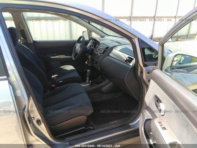 Photo 4 VIN: 3N1BC1CPXAL458649 - NISSAN VERSA 