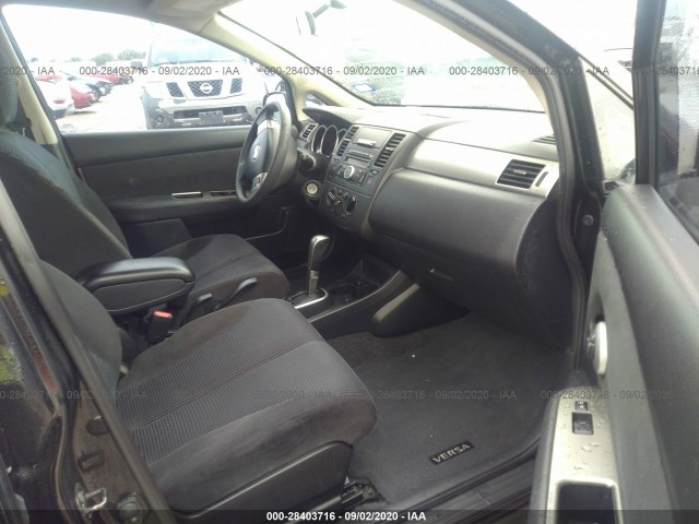 Photo 4 VIN: 3N1BC1CPXBL404513 - NISSAN VERSA 