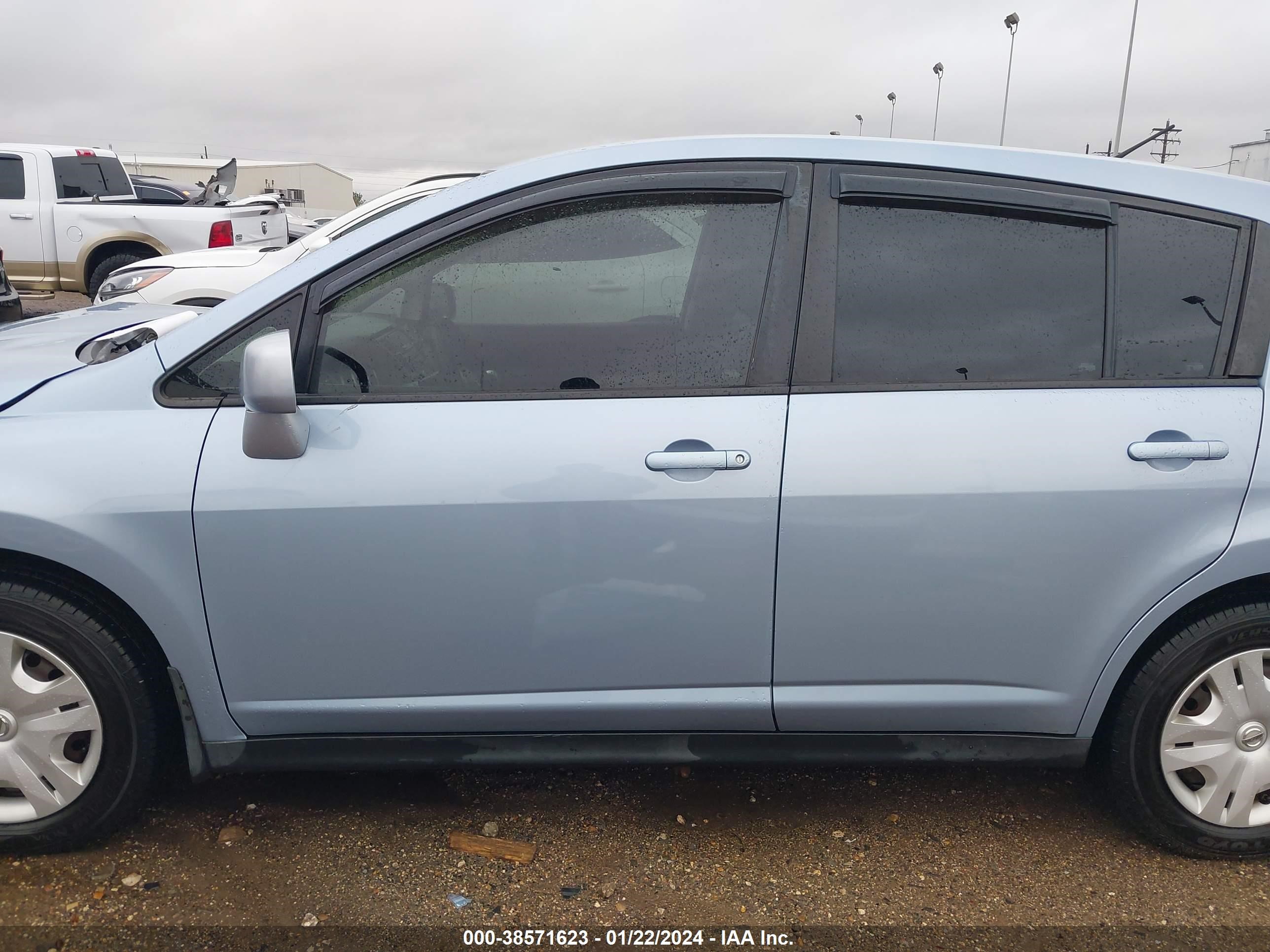 Photo 14 VIN: 3N1BC1CPXBL404933 - NISSAN VERSA 