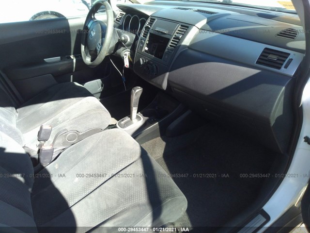 Photo 4 VIN: 3N1BC1CPXBL431467 - NISSAN VERSA 