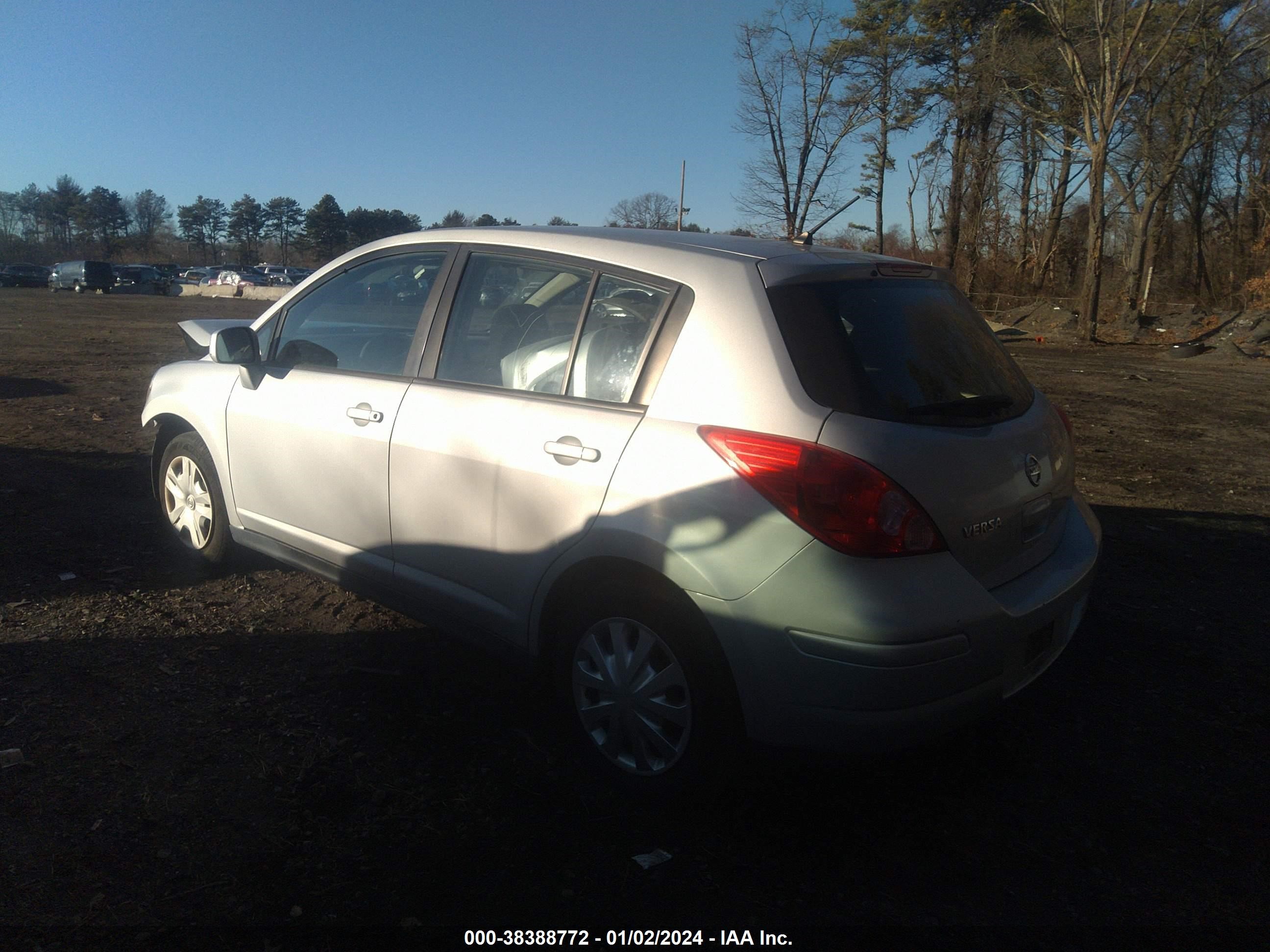 Photo 2 VIN: 3N1BC1CPXCK292688 - NISSAN VERSA 