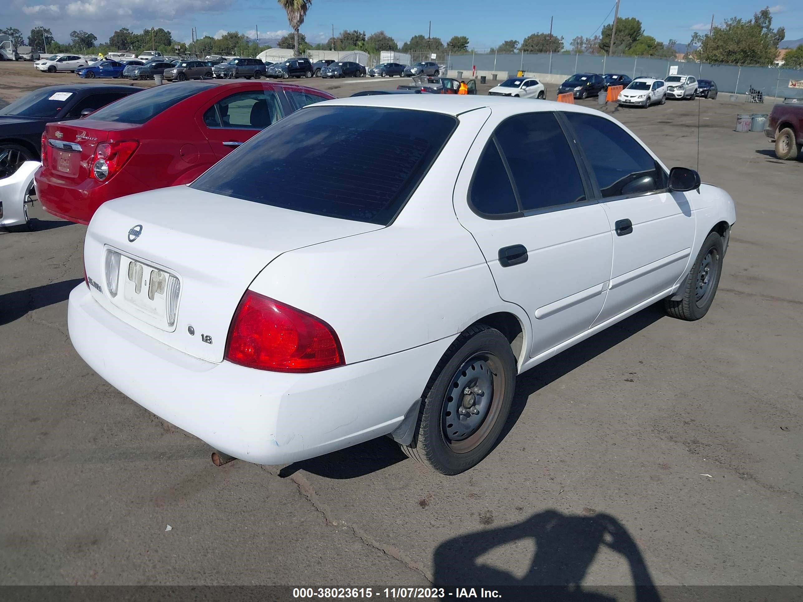 Photo 3 VIN: 3N1CB51D04L851619 - NISSAN SENTRA 