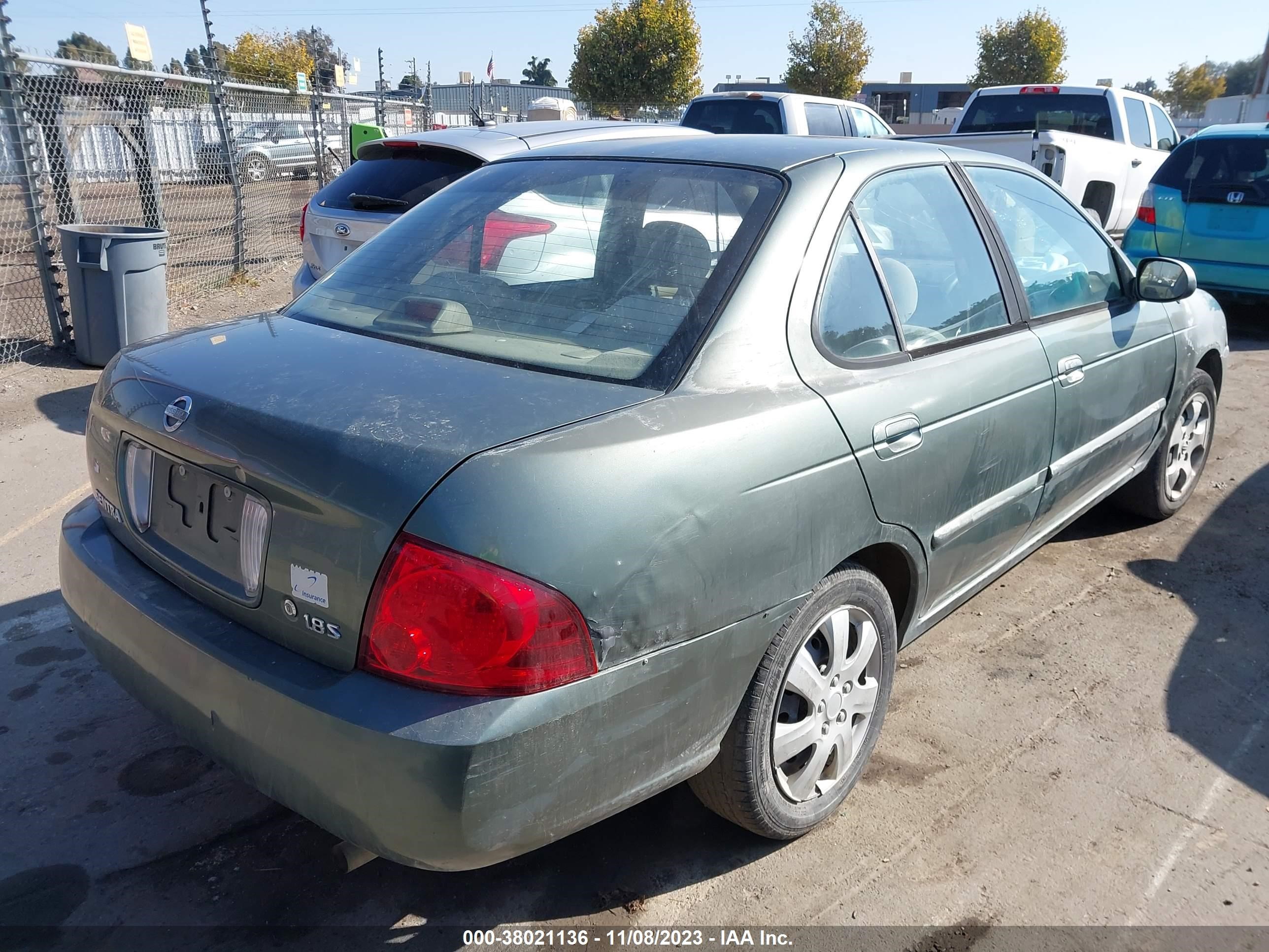 Photo 3 VIN: 3N1CB51D05L520055 - NISSAN SENTRA 