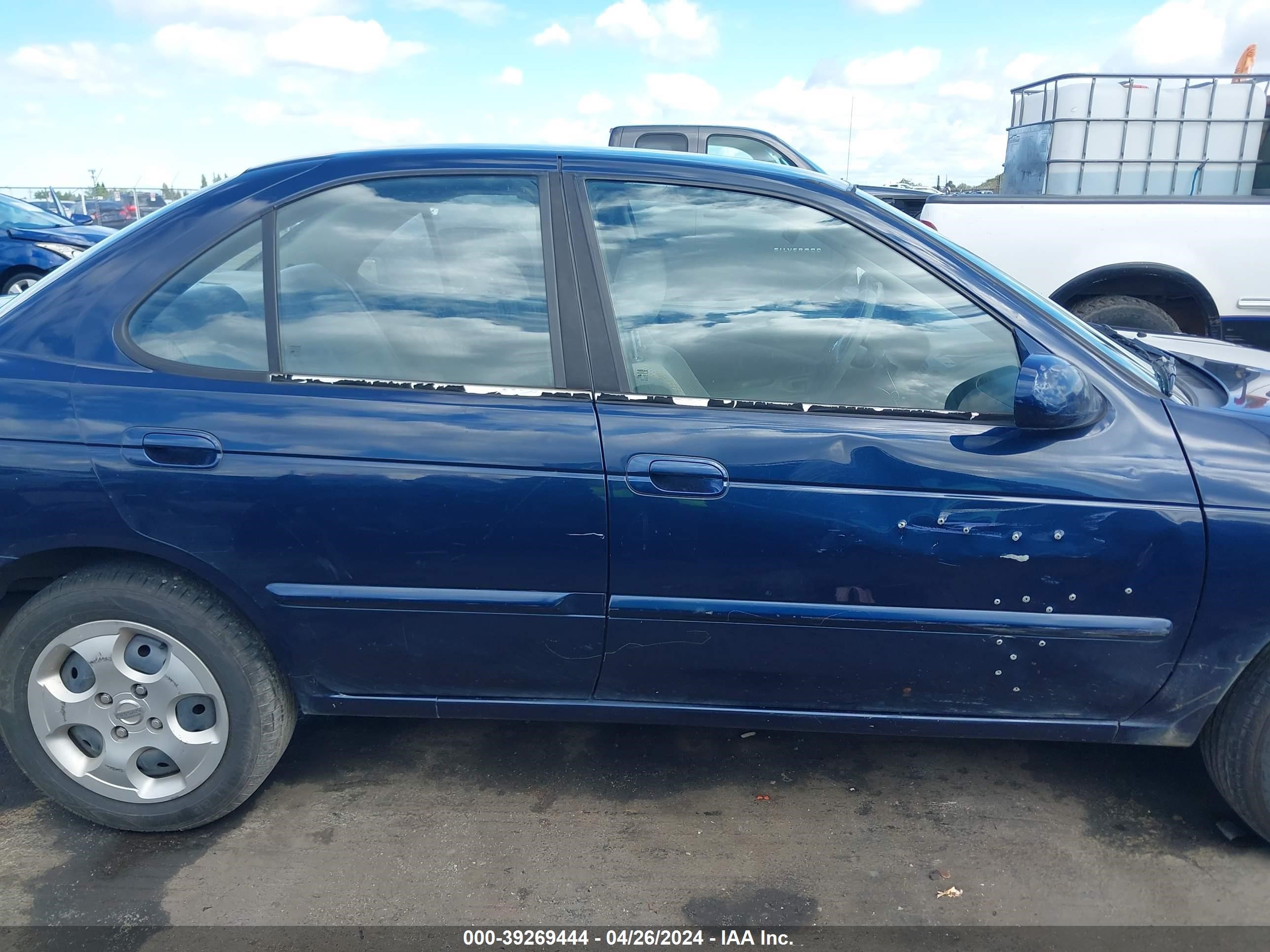 Photo 12 VIN: 3N1CB51D05L594995 - NISSAN SENTRA 