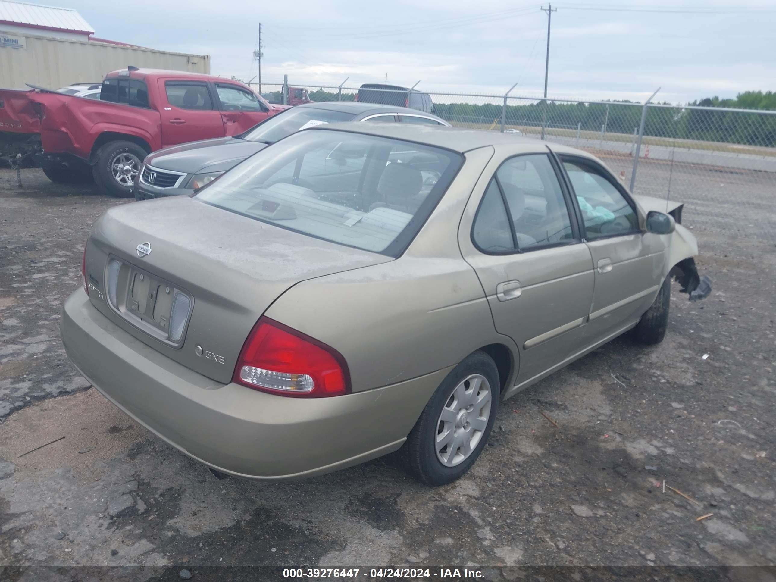 Photo 3 VIN: 3N1CB51D1YL314361 - NISSAN SENTRA 