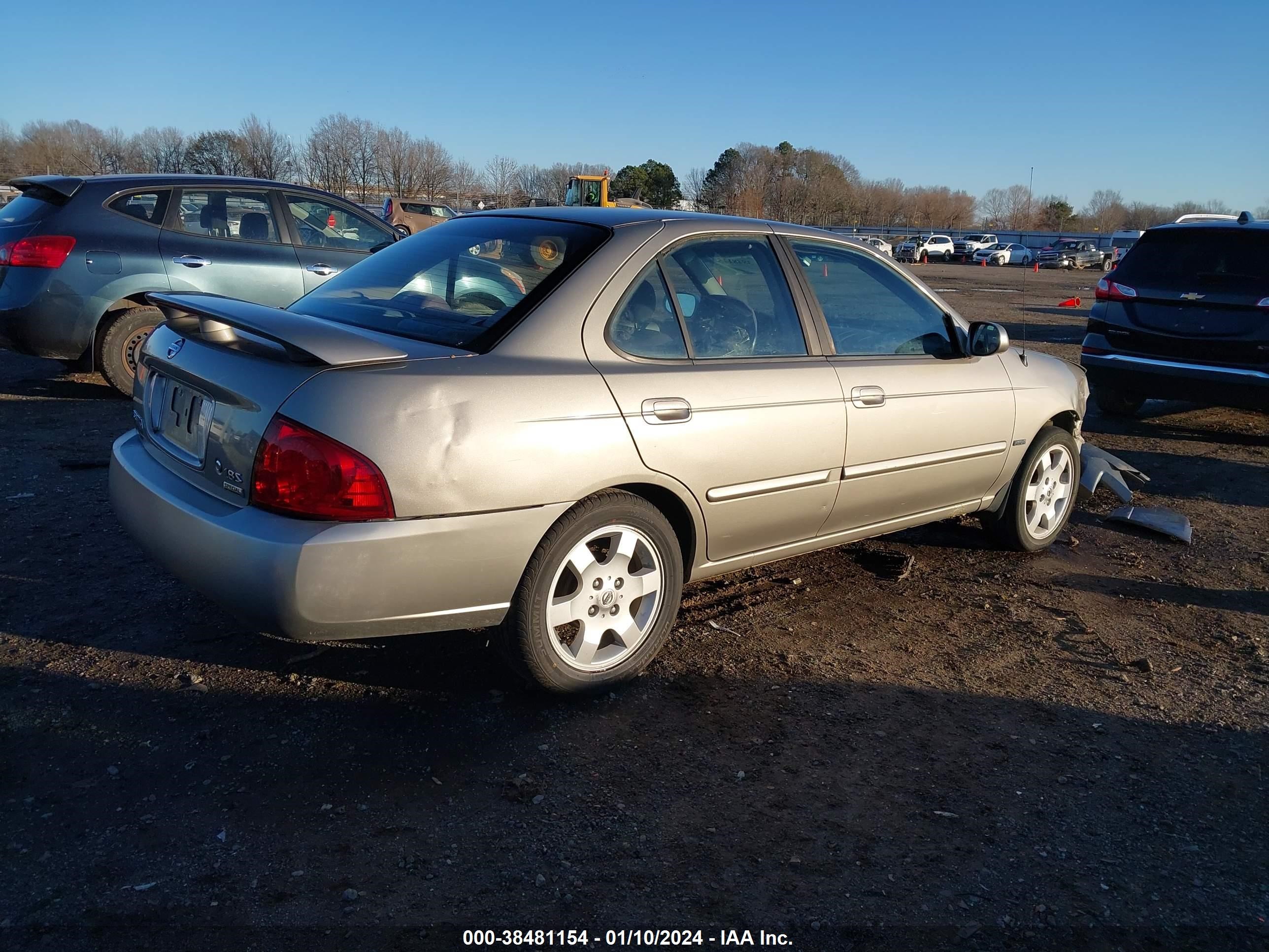 Photo 3 VIN: 3N1CB51D25L560458 - NISSAN SENTRA 