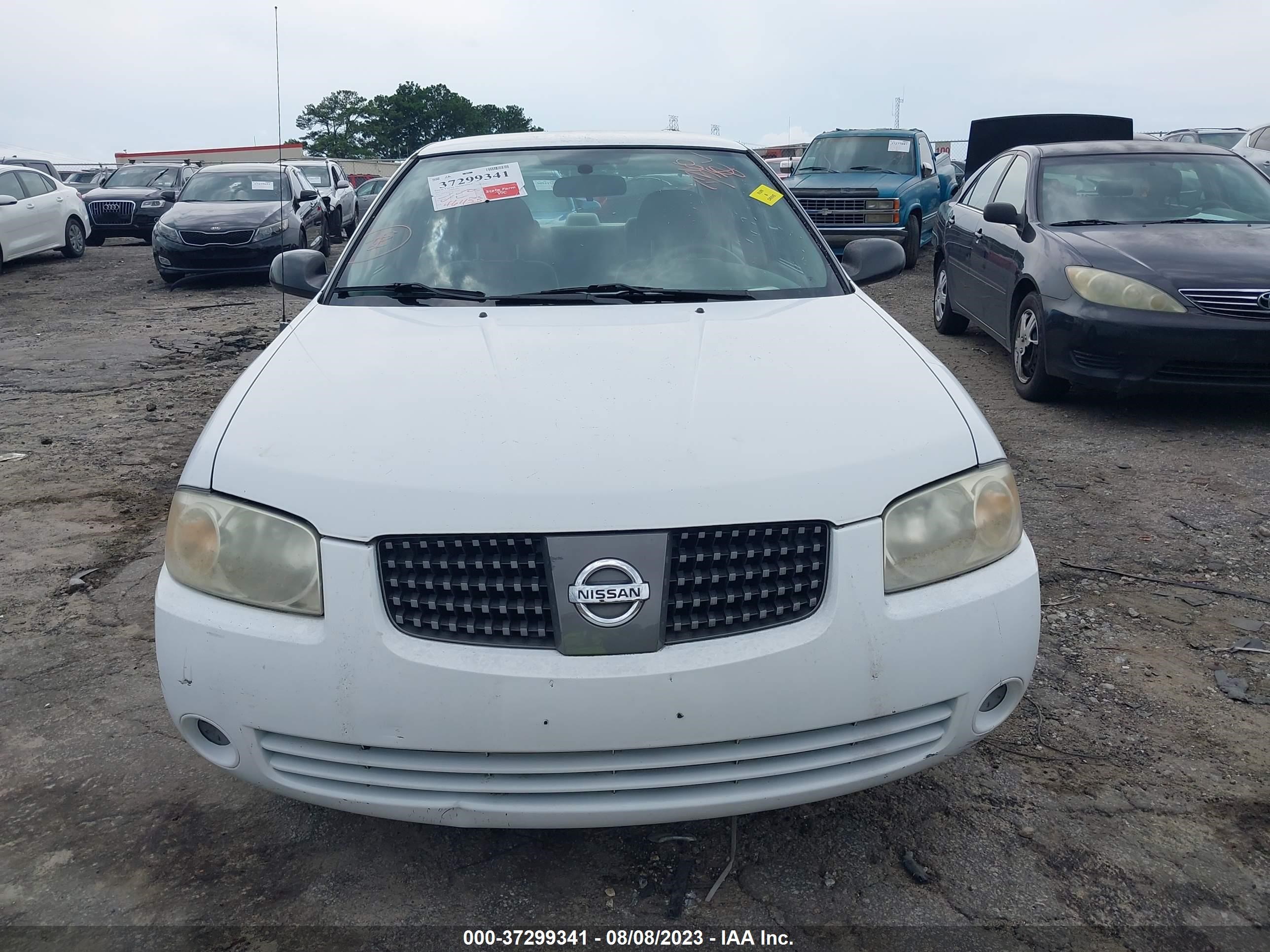 Photo 11 VIN: 3N1CB51D25L562243 - NISSAN SENTRA 