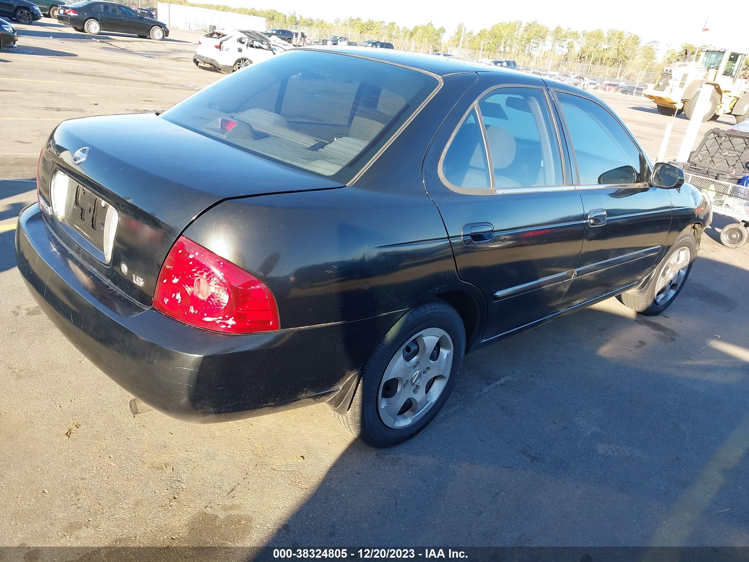 Photo 3 VIN: 3N1CB51D25L593492 - NISSAN SENTRA 