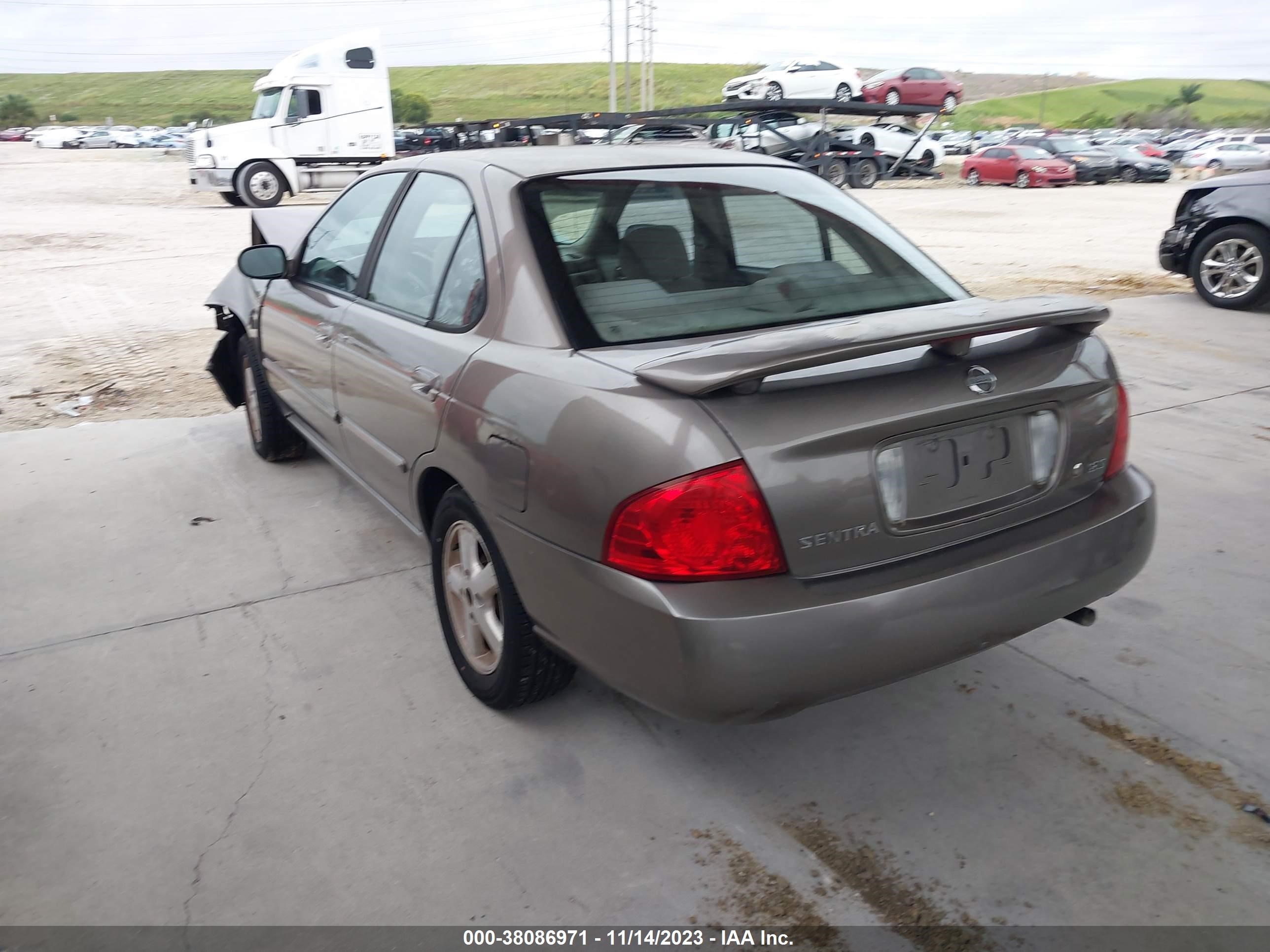 Photo 2 VIN: 3N1CB51D46L455485 - NISSAN SENTRA 