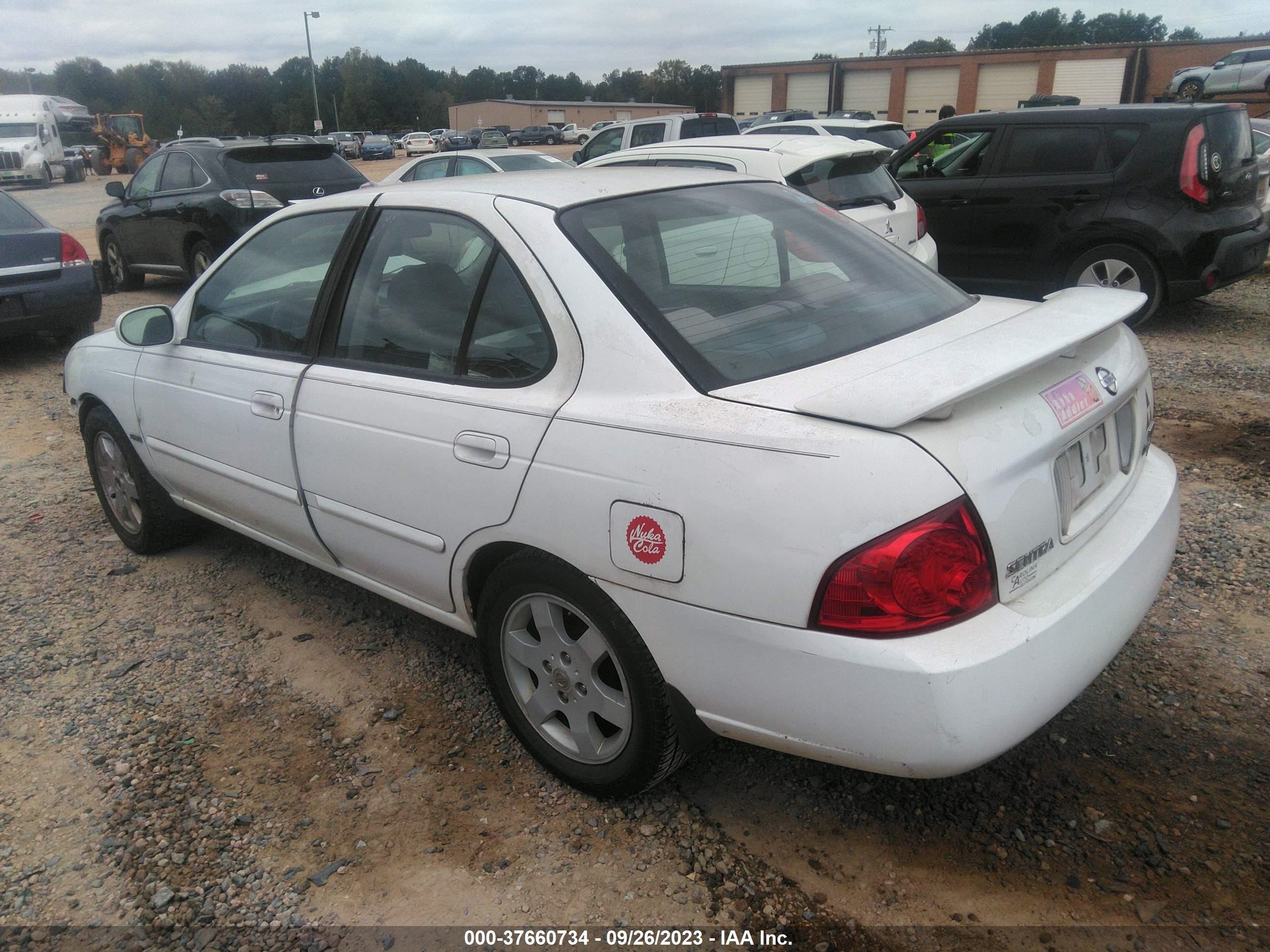 Photo 2 VIN: 3N1CB51D46L610696 - NISSAN SENTRA 