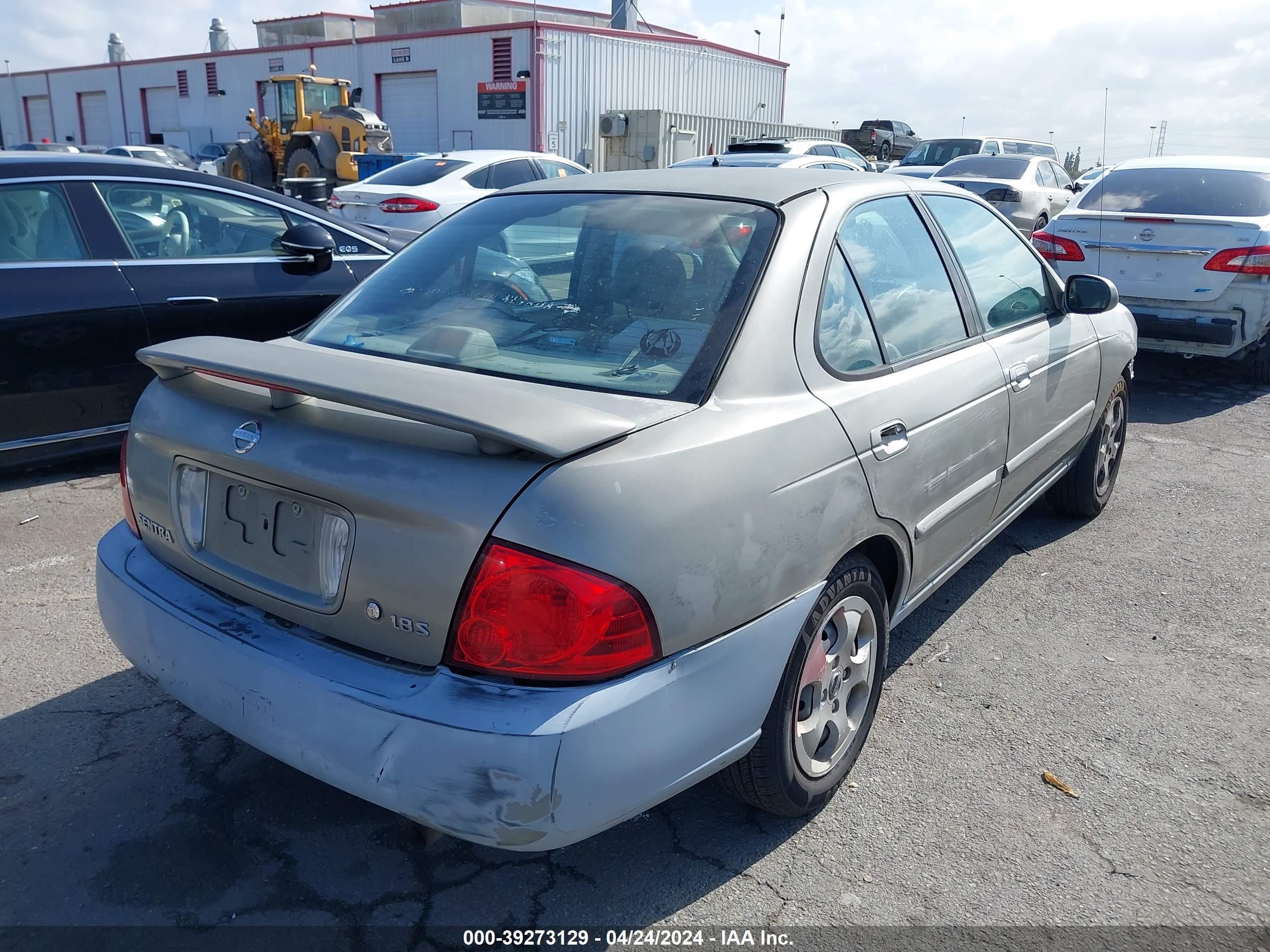 Photo 3 VIN: 3N1CB51D54L466458 - NISSAN SENTRA 