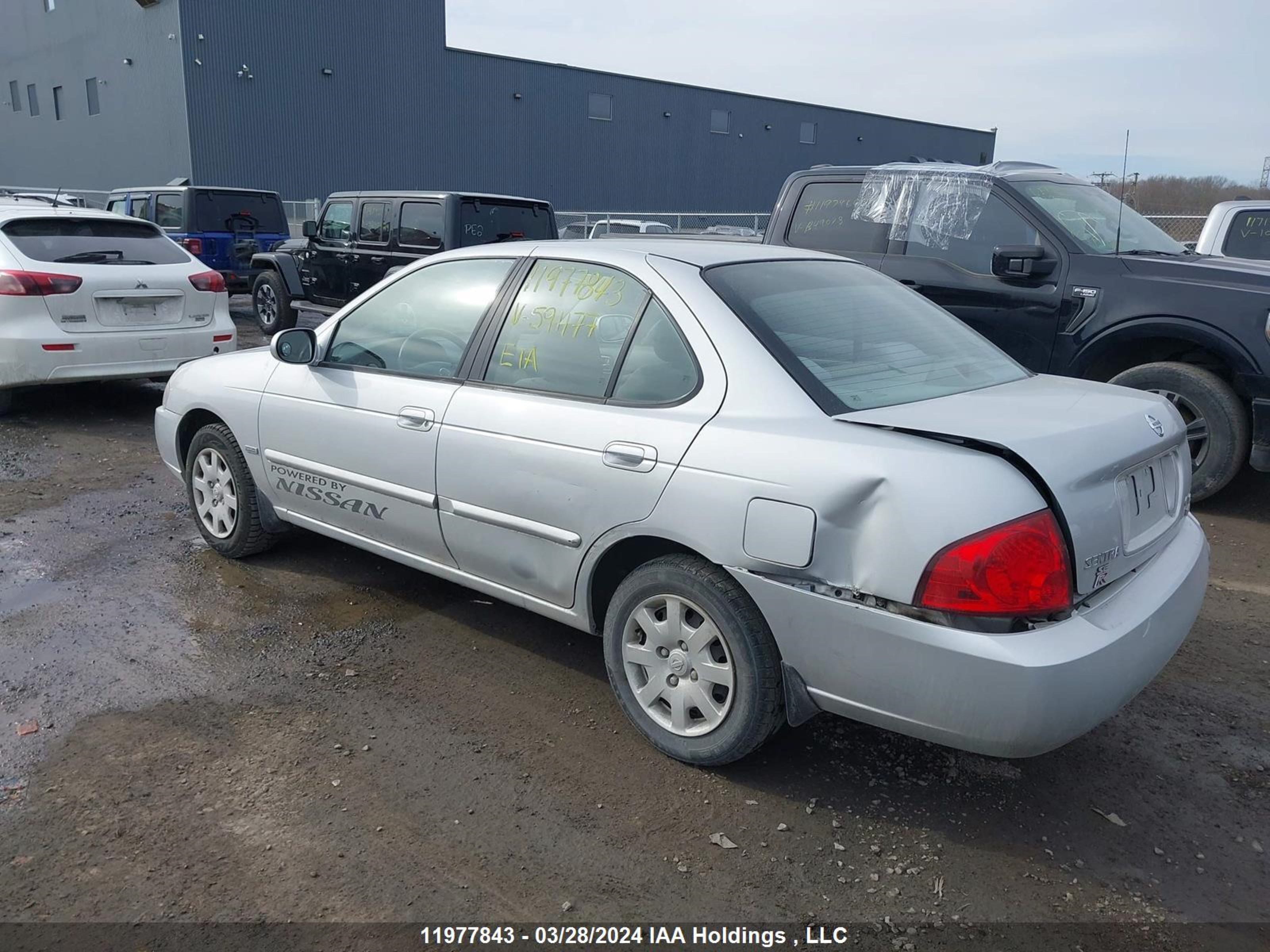 Photo 2 VIN: 3N1CB51D65L591177 - NISSAN SENTRA 